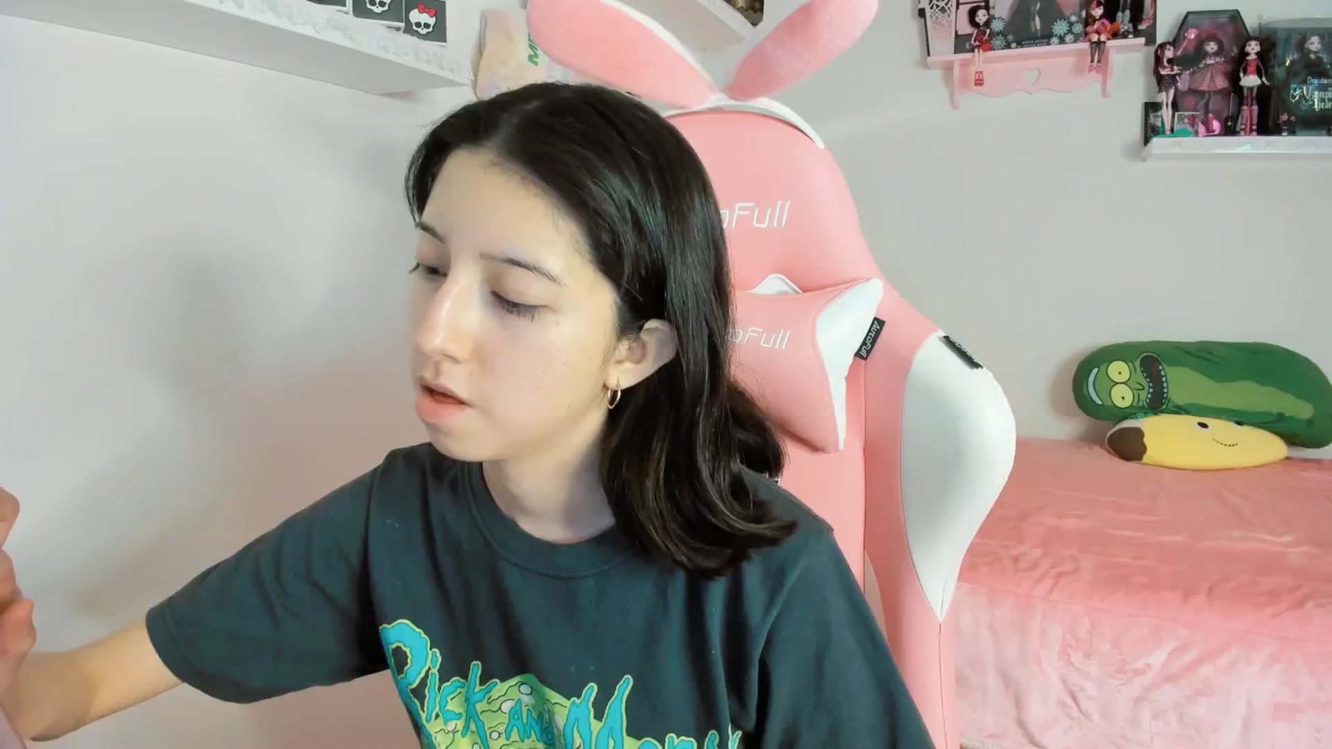Gallery image thumbnail from Cherrycute666's myfreecams stream on, 12/13/2024, 11:49 image 20 of 20