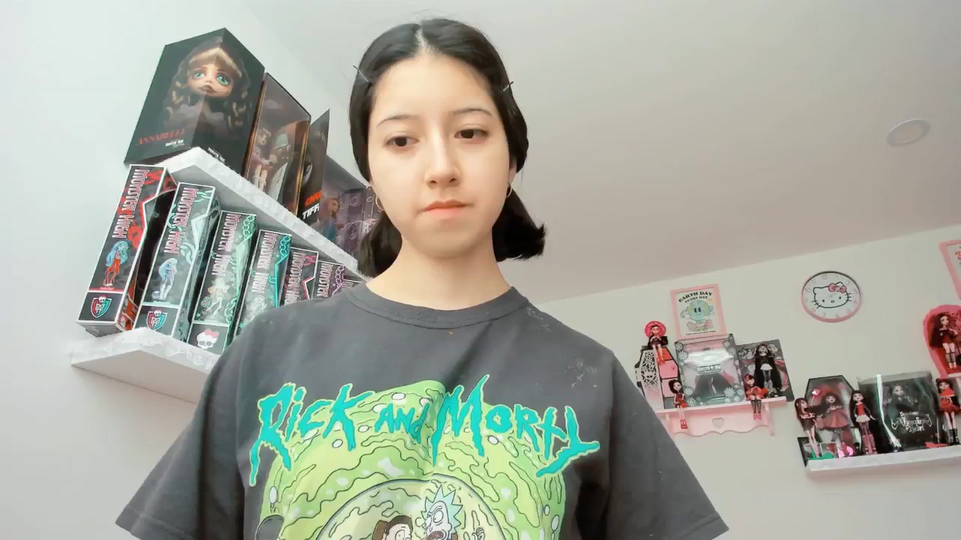 Gallery image thumbnail from Cherrycute666's myfreecams stream on, 12/13/2024, 21:13 image 3 of 20