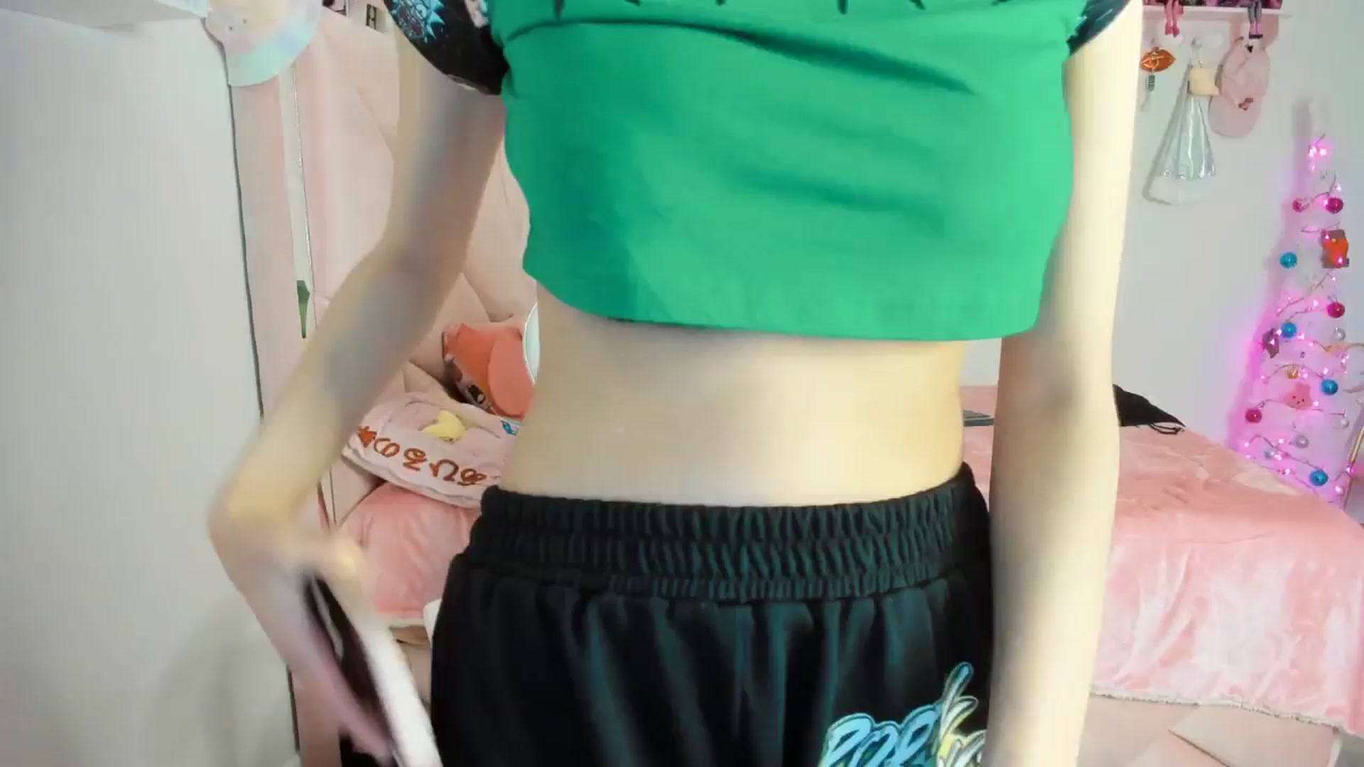 Gallery image thumbnail from Cherrycute666's myfreecams stream on, 12/14/2024, 05:07 image 1 of 20