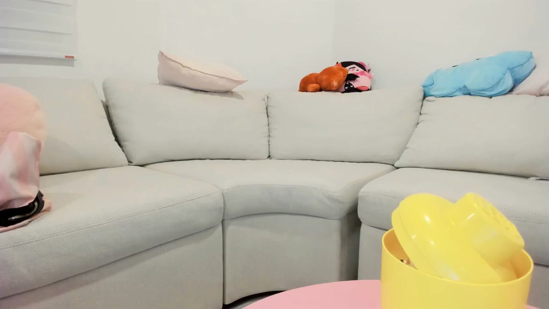 Gallery image thumbnail from Cherrycute666's myfreecams stream on, 12/14/2024, 05:07 image 13 of 20