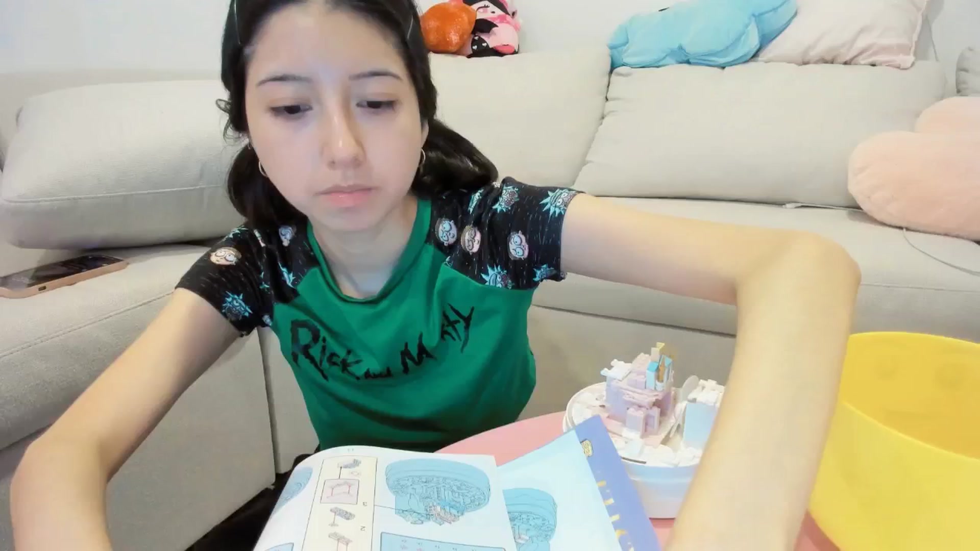 Gallery image thumbnail from Cherrycute666's myfreecams stream on, 12/14/2024, 05:07 image 17 of 20