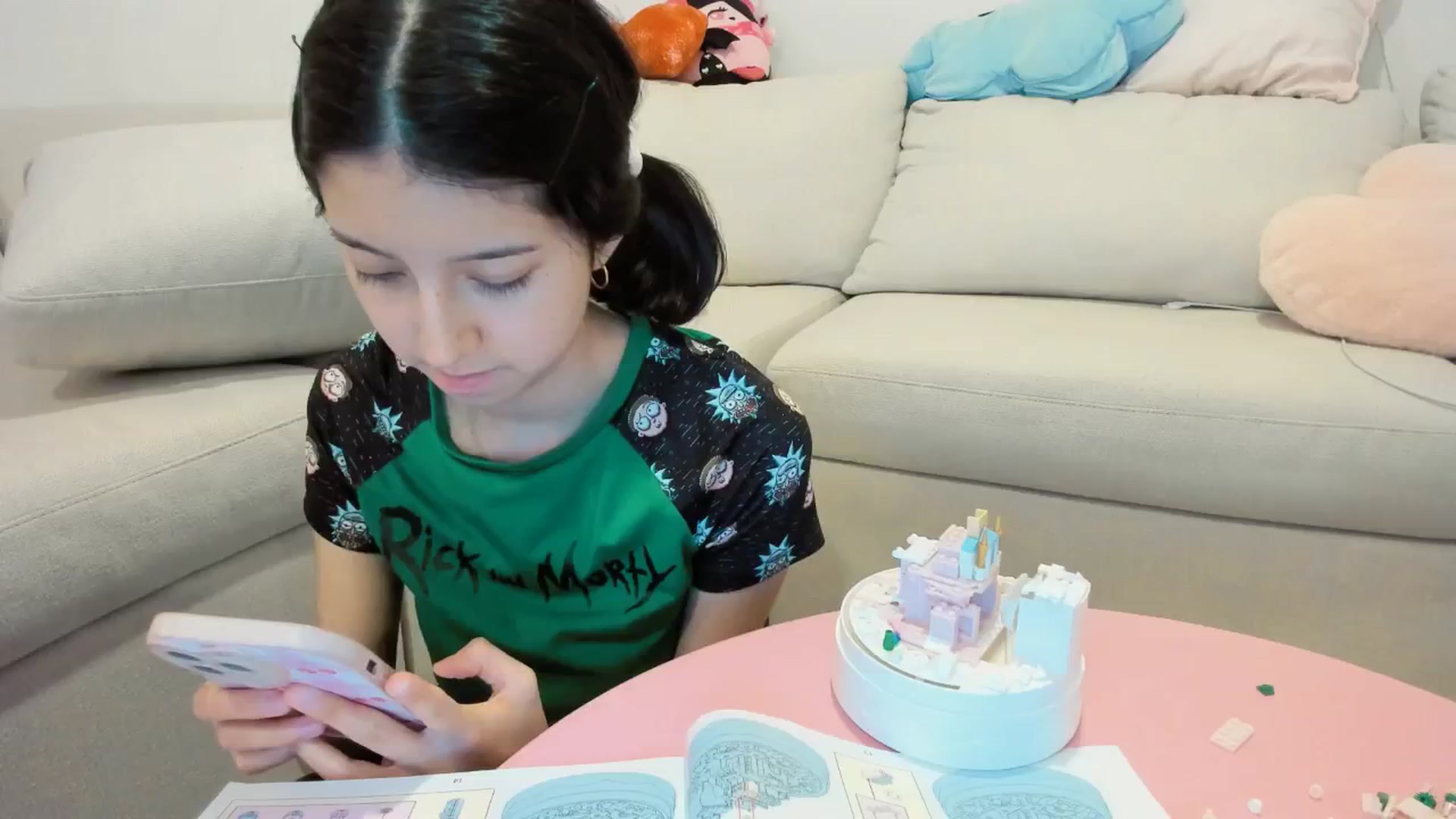 Gallery image thumbnail from Cherrycute666's myfreecams stream on, 12/14/2024, 05:07 image 19 of 20