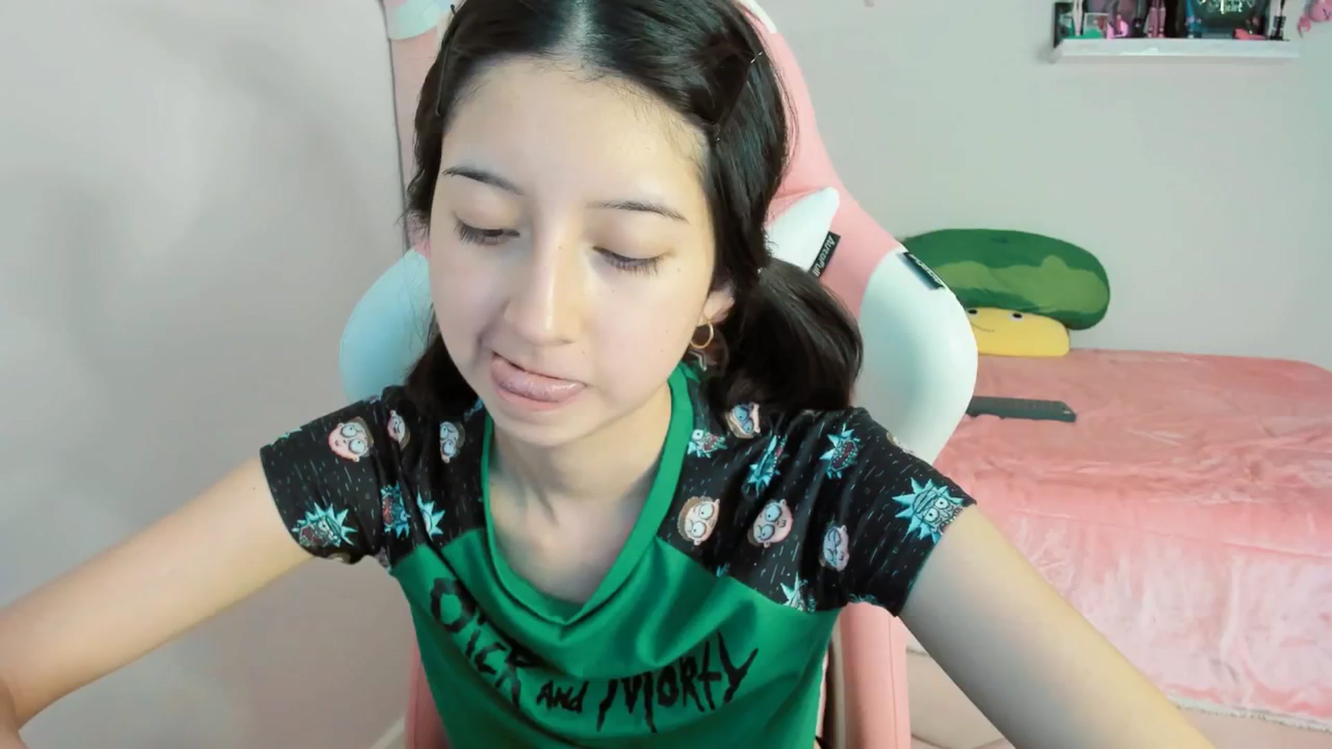 Gallery image thumbnail from Cherrycute666's myfreecams stream on, 12/14/2024, 14:46 image 10 of 20