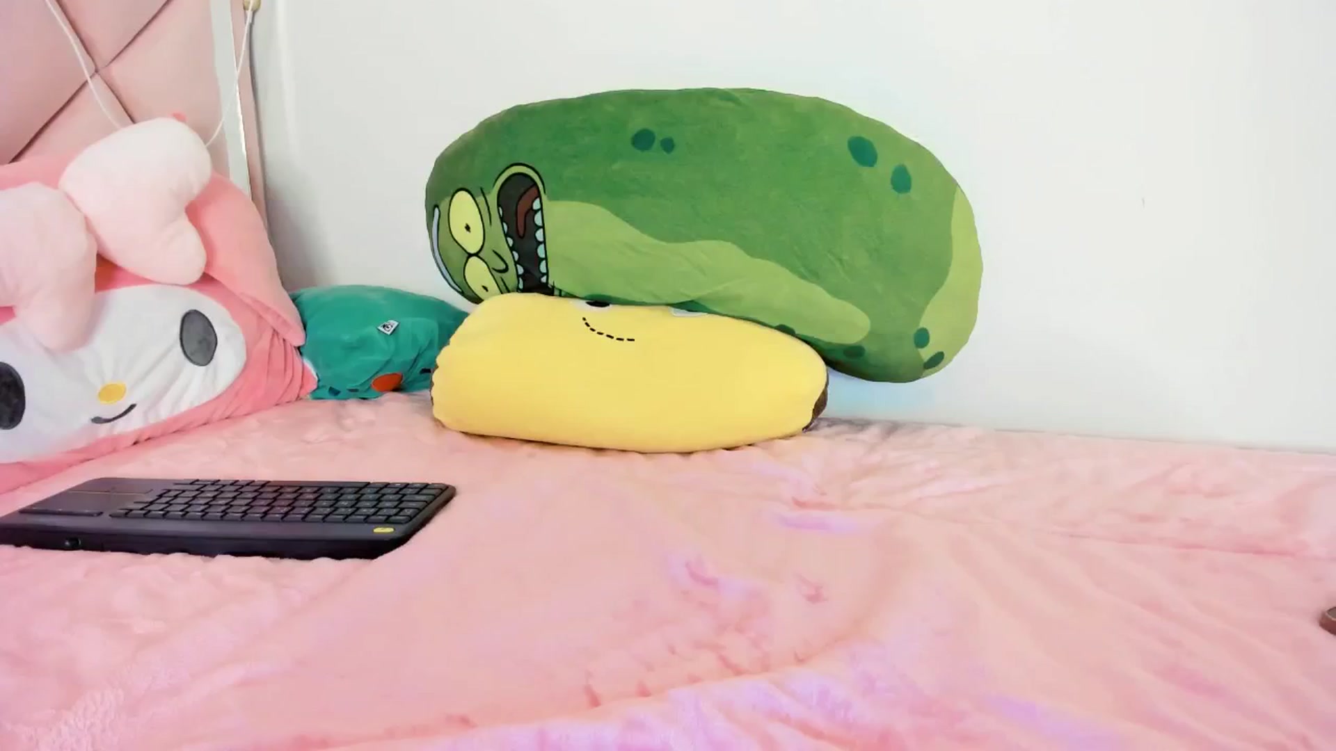 Gallery image thumbnail from Cherrycute666's myfreecams stream on, 12/20/2024, 06:00 image 6 of 20