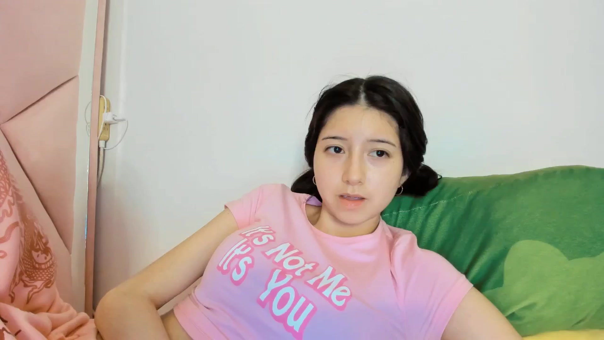Gallery image thumbnail from Cherrycute666's myfreecams stream on, 12/21/2024, 10:34 image 19 of 20