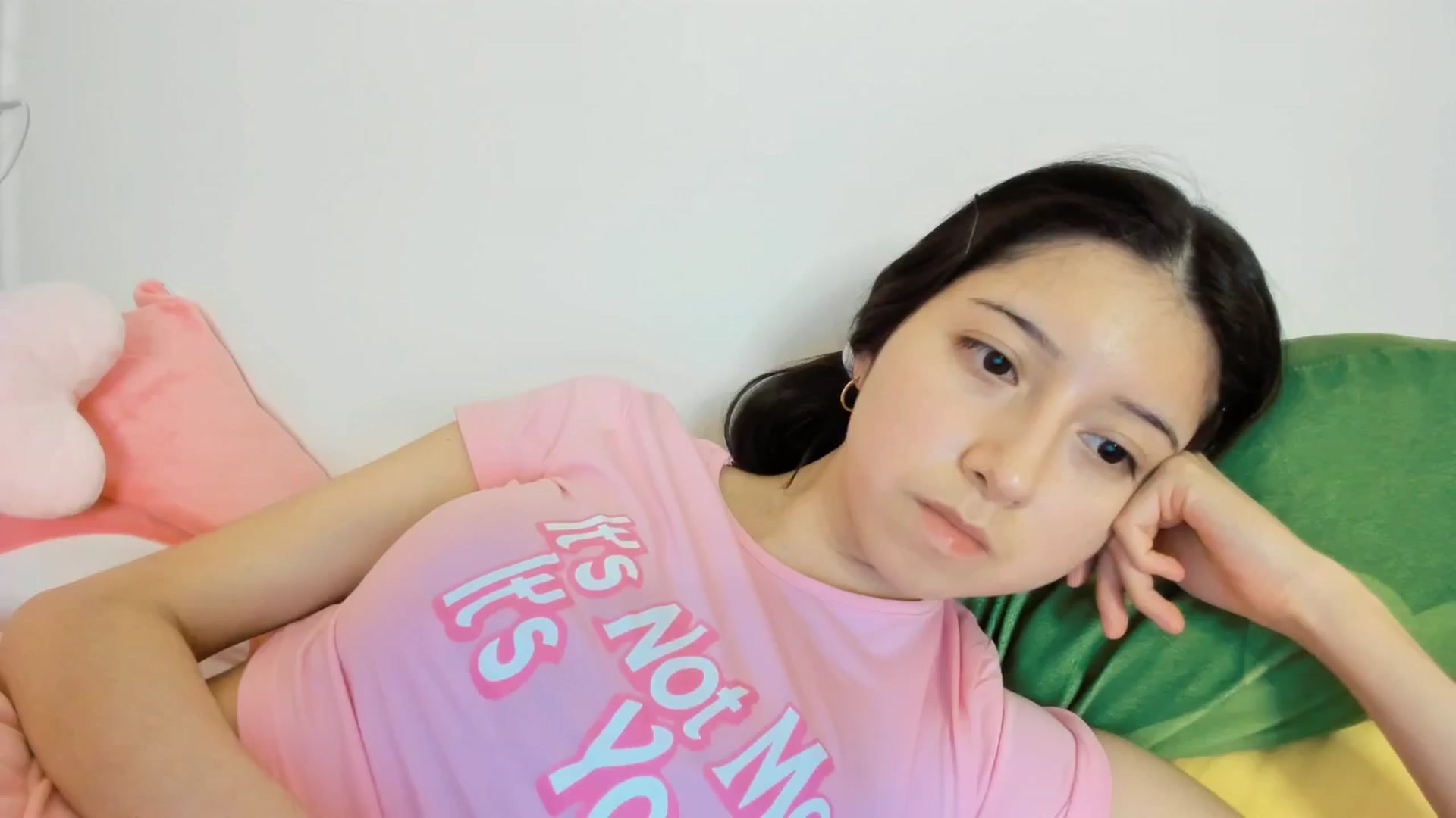 Gallery image thumbnail from Cherrycute666's myfreecams stream on, 12/21/2024, 12:29 image 4 of 20