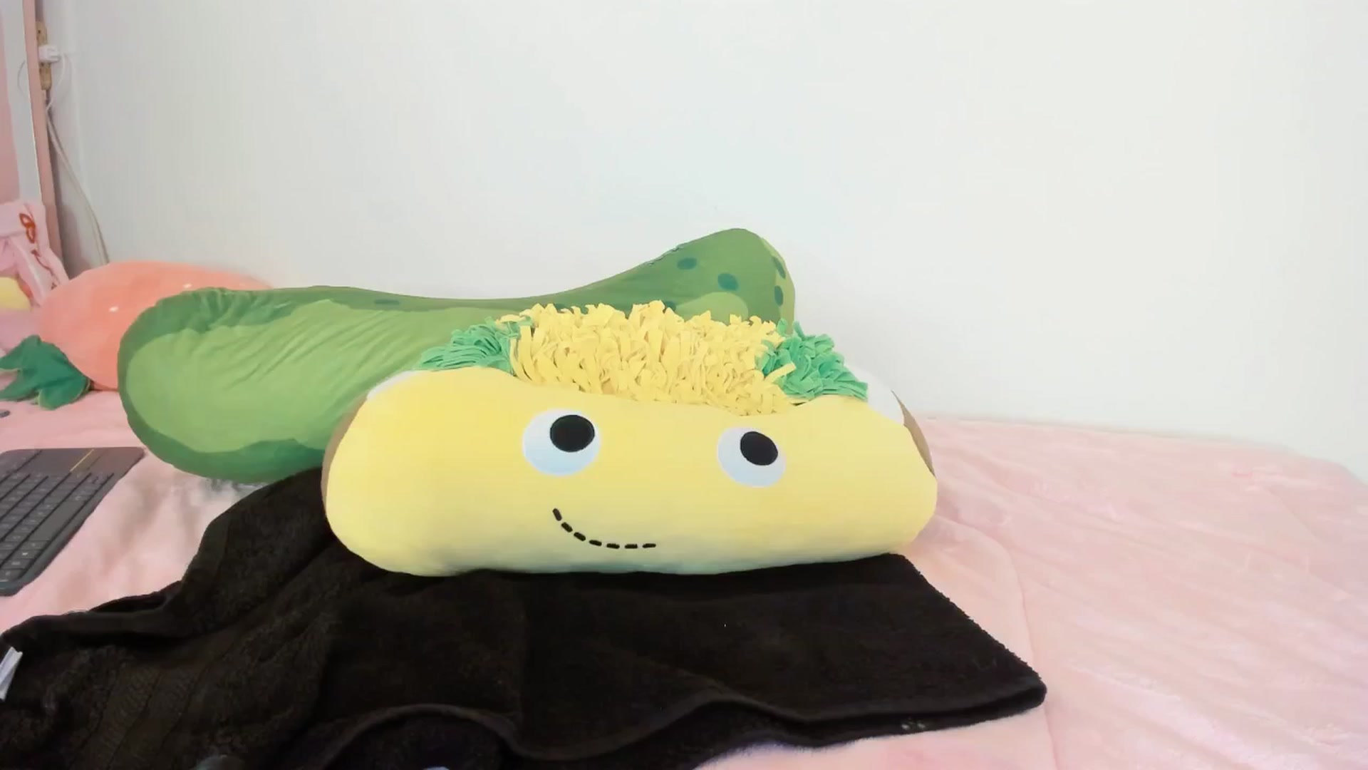 Gallery image thumbnail from Cherrycute666's myfreecams stream on, 12/26/2024, 10:15 image 2 of 20