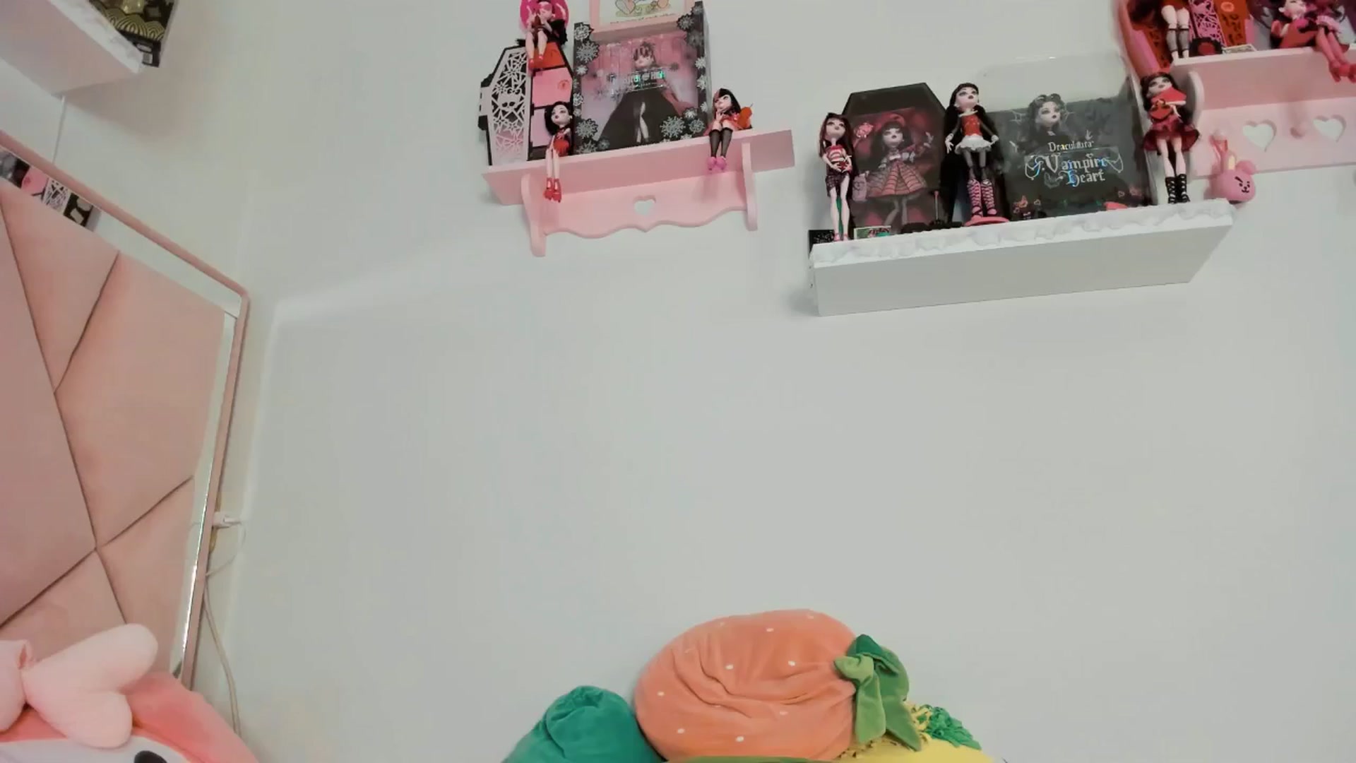 Gallery image thumbnail from Cherrycute666's myfreecams stream on, 12/28/2024, 10:14 image 19 of 20