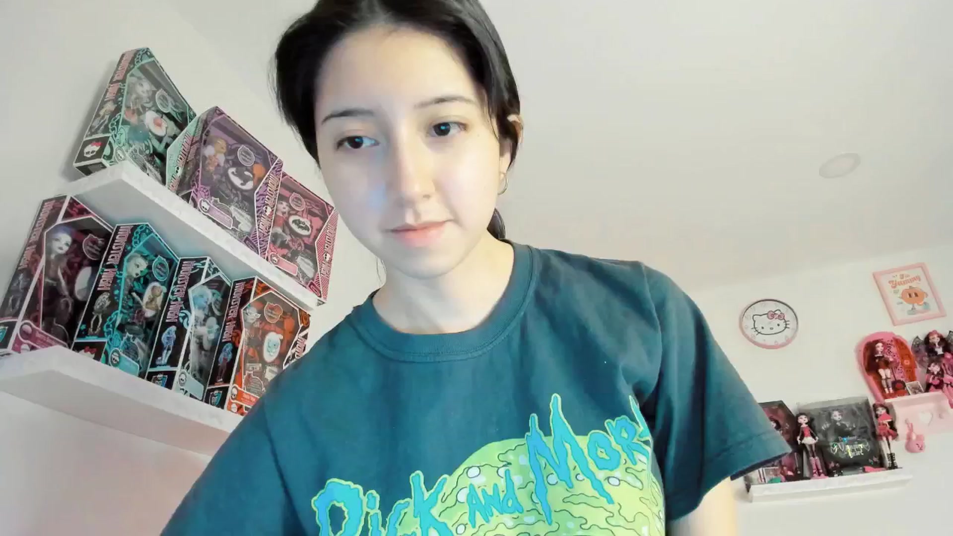 Gallery image thumbnail from Cherrycute666's myfreecams stream on, 12/29/2024, 01:56 image 14 of 20