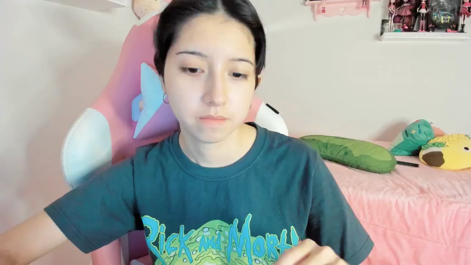 Gallery image thumbnail from Cherrycute666's myfreecams stream on, 12/29/2024, 01:56 image 6 of 20