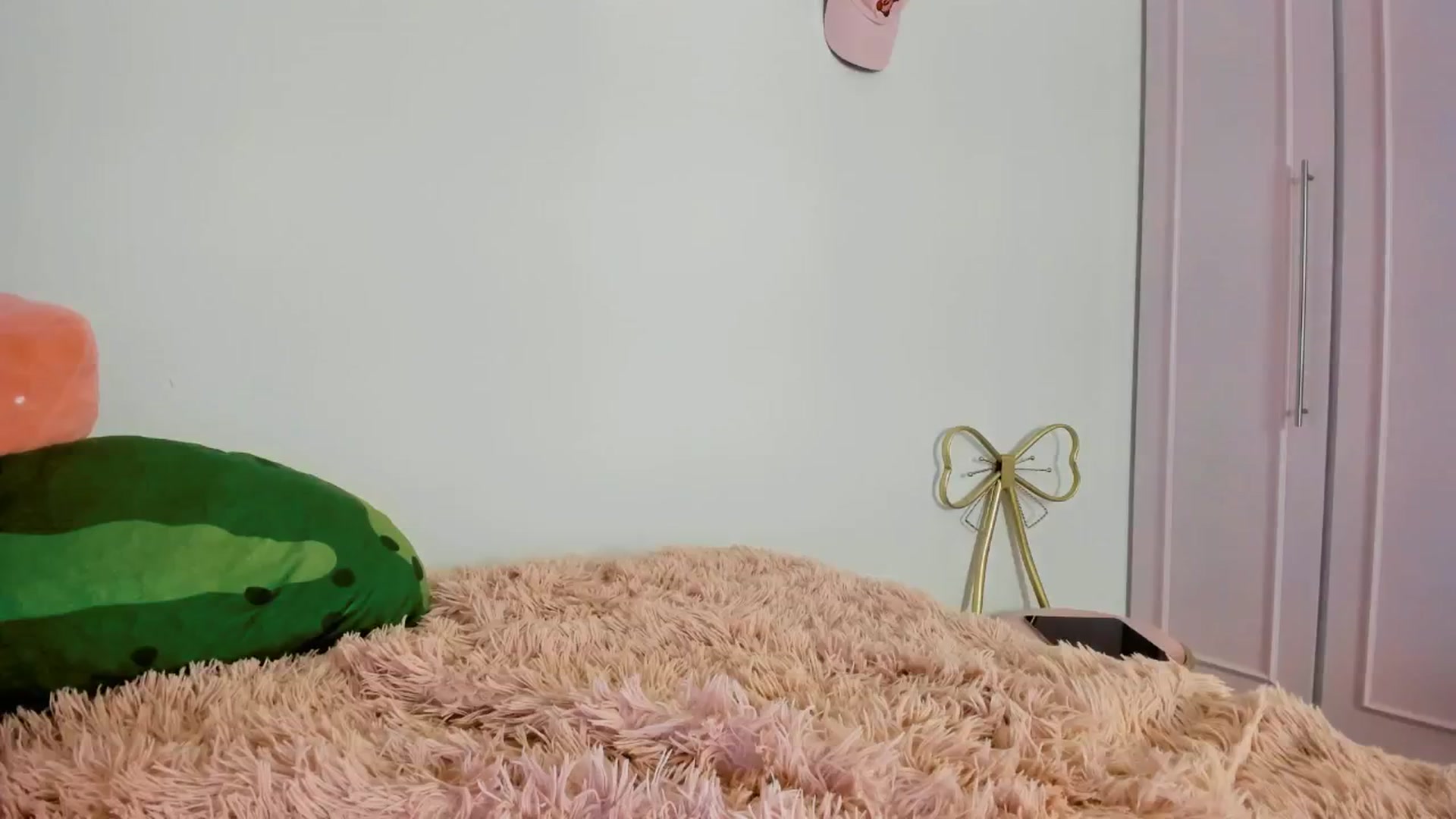 Gallery image thumbnail from Cherrycute666's myfreecams stream on, 01/11/2025, 06:53 image 18 of 20