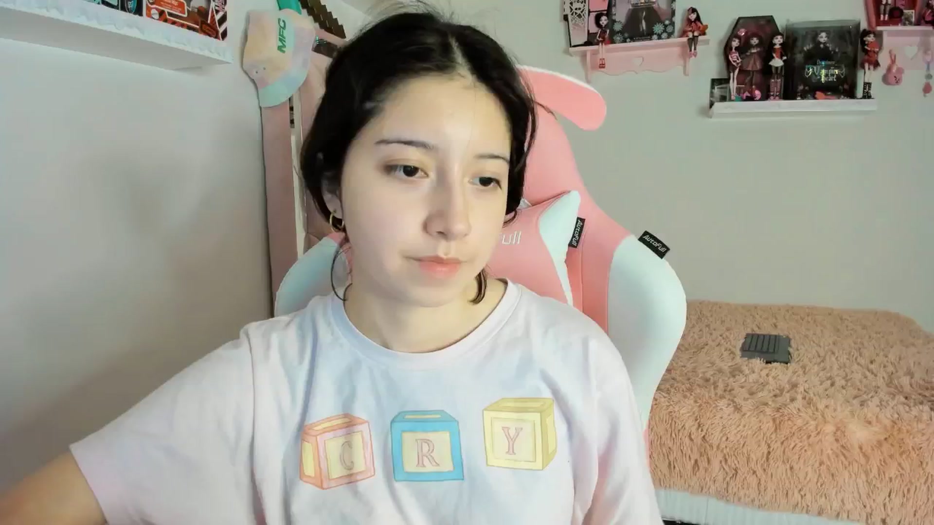 Gallery image thumbnail from Cherrycute666's myfreecams stream on, 01/14/2025, 07:07 image 8 of 20