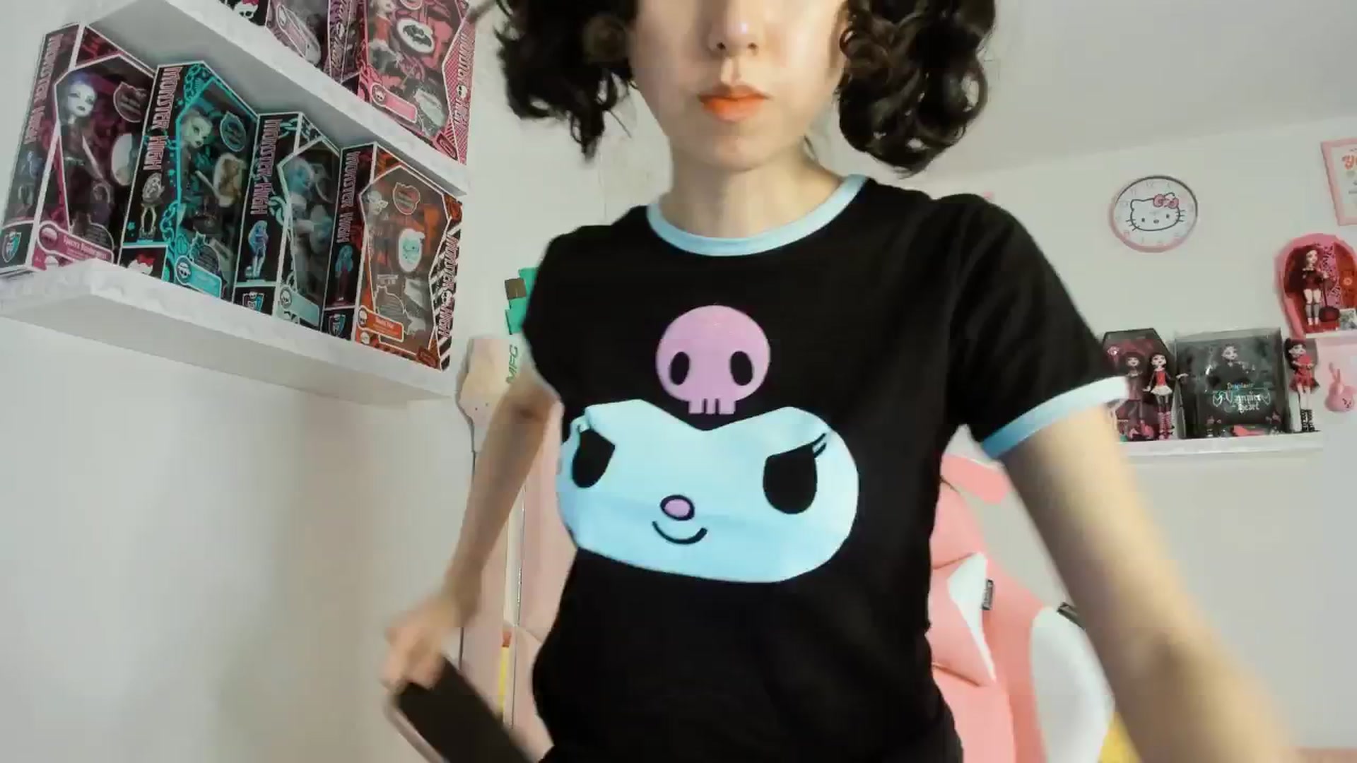 Gallery image thumbnail from Cherrycute666's myfreecams stream on, 01/18/2025, 24:48 image 11 of 20