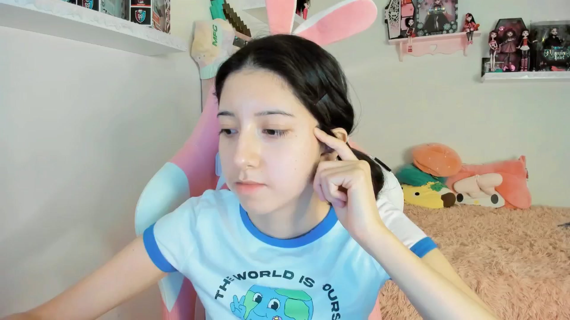 Gallery image thumbnail from Cherrycute666's myfreecams stream on, 01/20/2025, 01:35 image 20 of 20