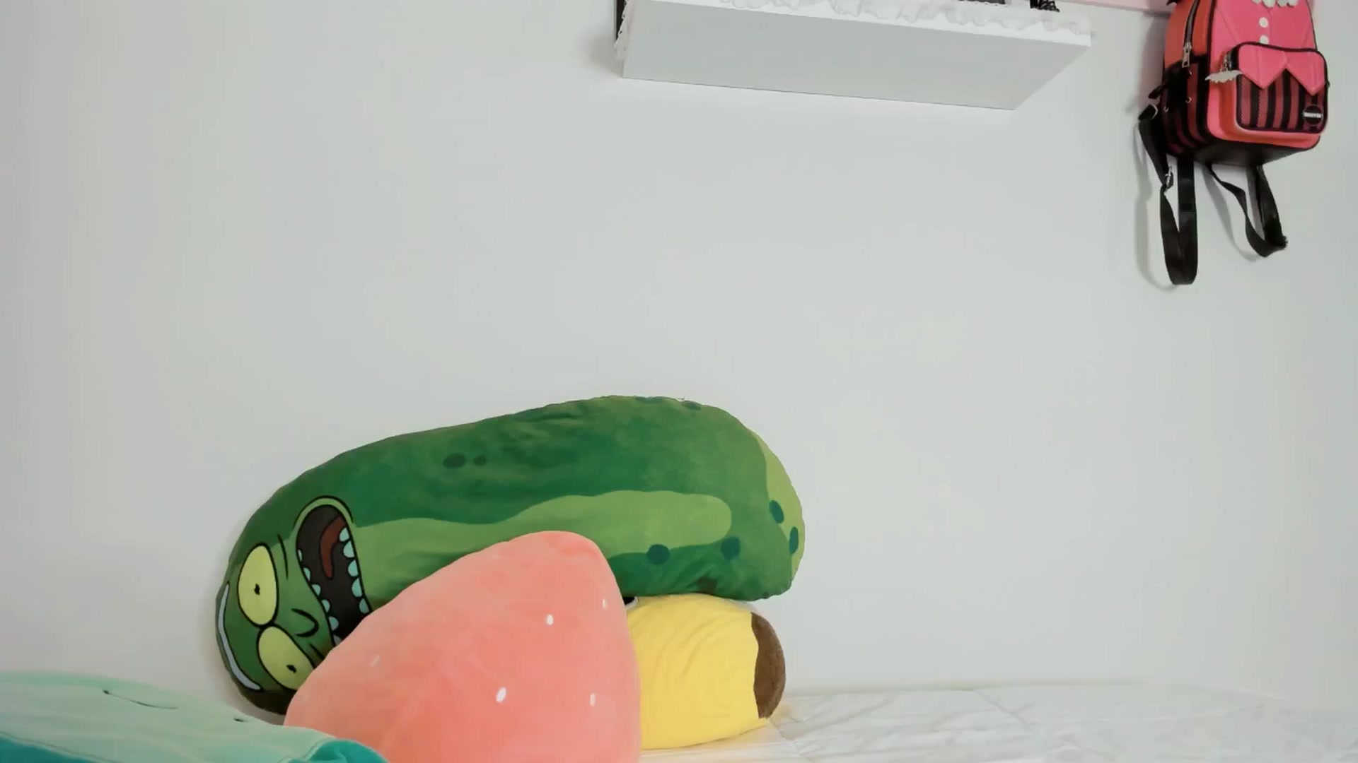 Gallery image thumbnail from Cherrycute666's myfreecams stream on, 01/21/2025, 08:51 image 13 of 20