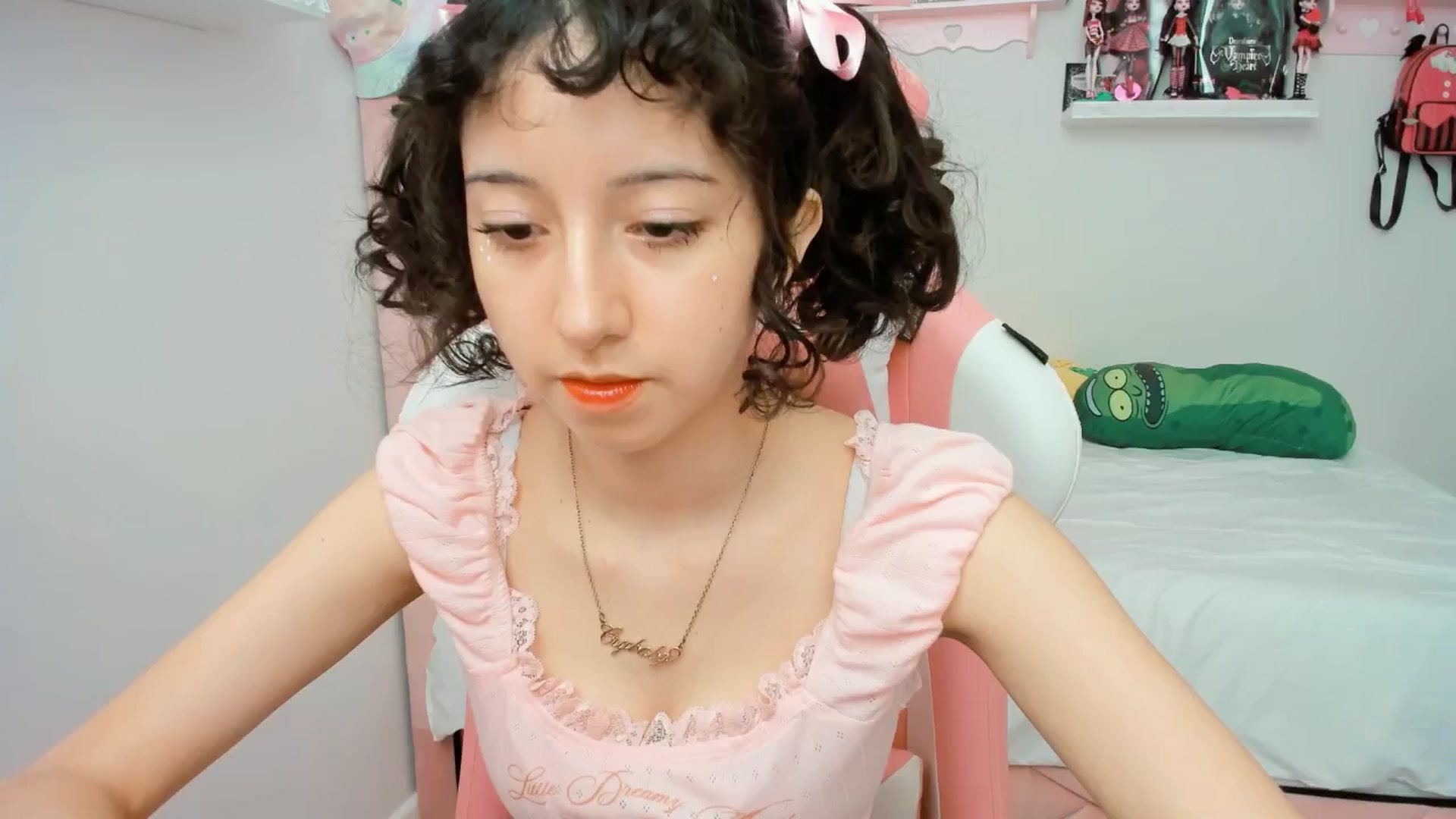 Gallery image thumbnail from Cherrycute666's myfreecams stream on, 01/21/2025, 21:47 image 20 of 20