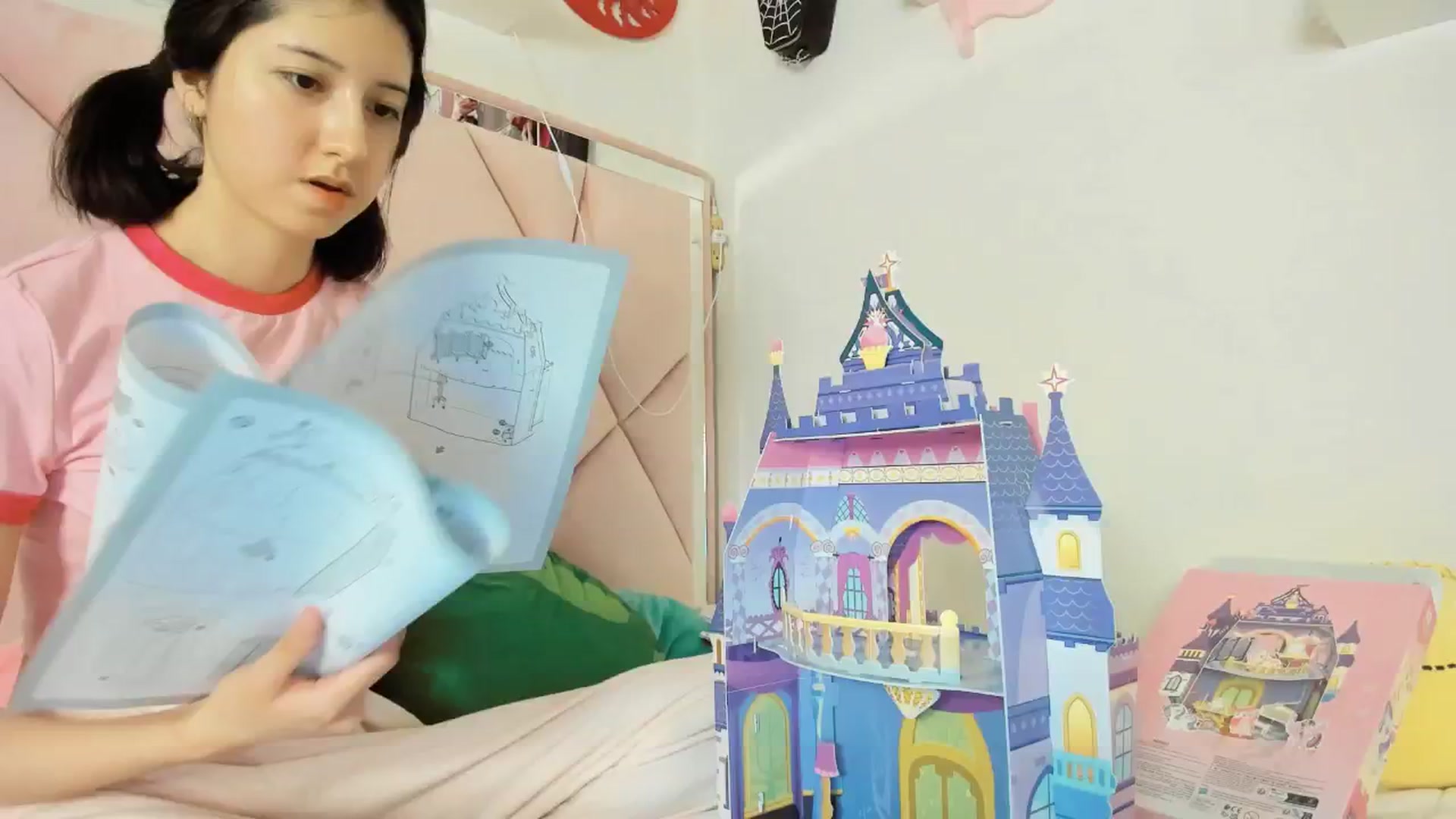 Gallery image thumbnail from Cherrycute666's myfreecams stream on, 01/26/2025, 10:05 image 12 of 20