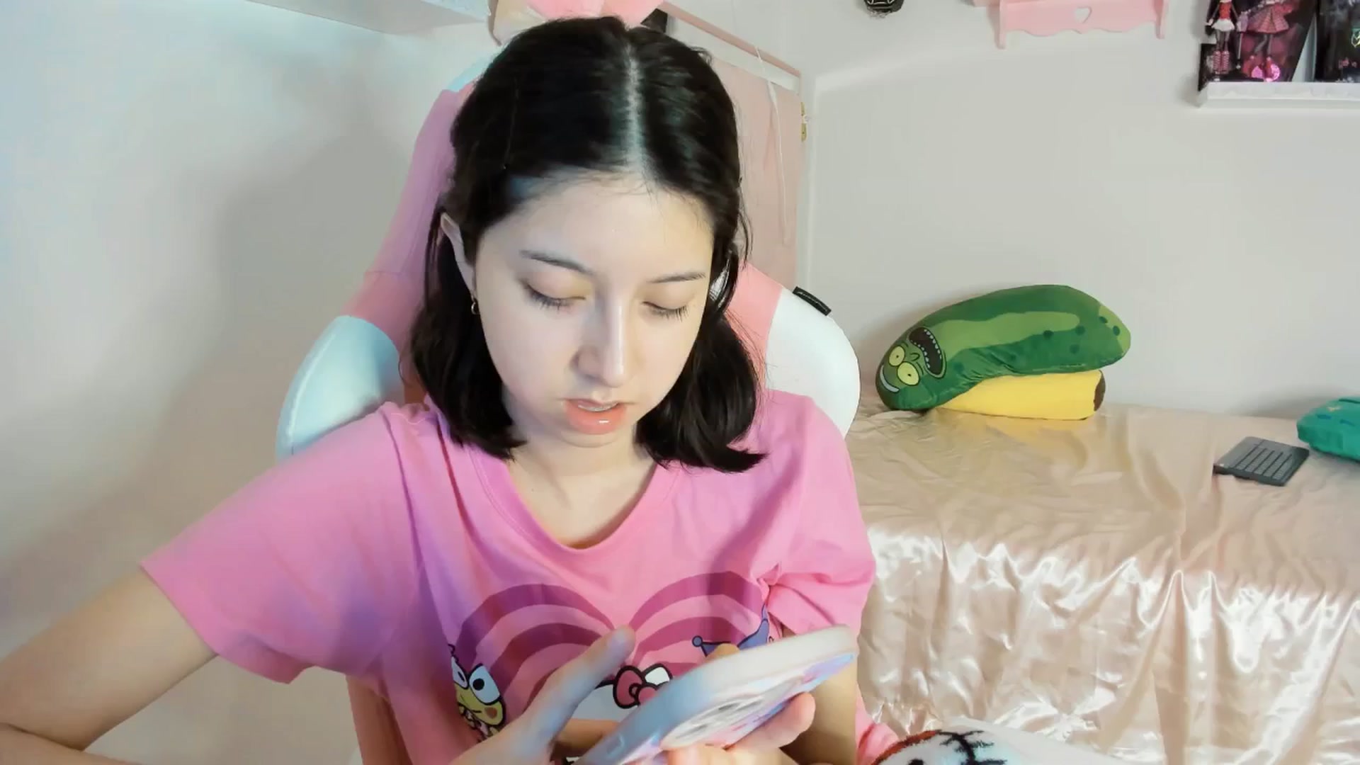 Gallery image thumbnail from Cherrycute666's myfreecams stream on, 01/29/2025, 01:31 image 4 of 20