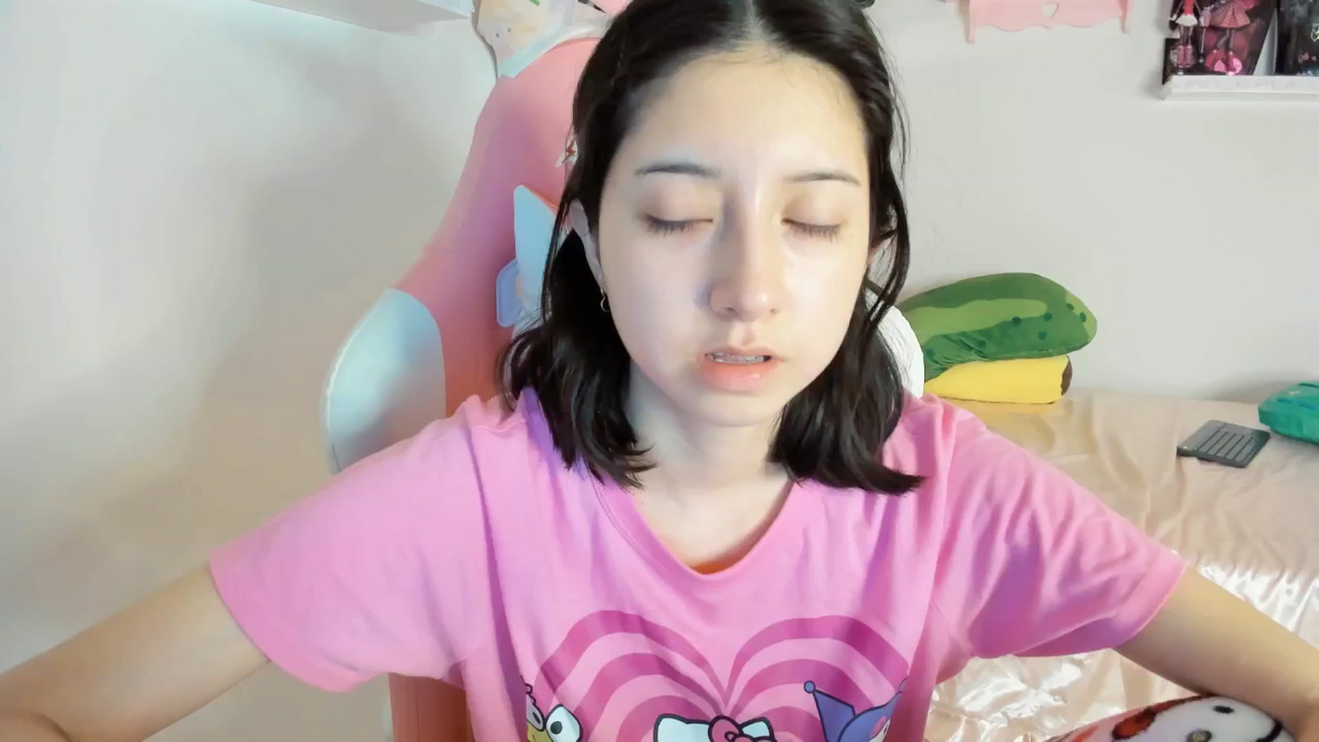 Gallery image thumbnail from Cherrycute666's myfreecams stream on, 01/29/2025, 01:31 image 7 of 20