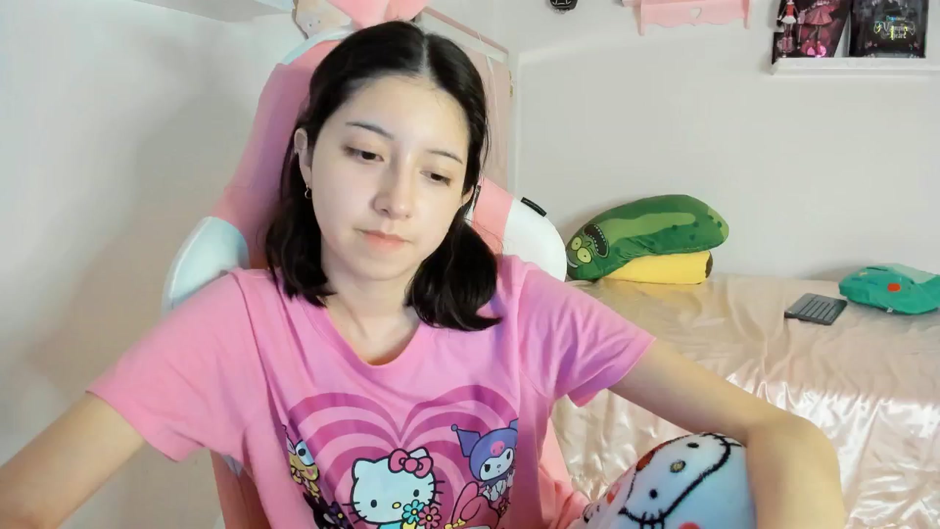 Gallery image thumbnail from Cherrycute666's myfreecams stream on, 01/29/2025, 01:31 image 3 of 20