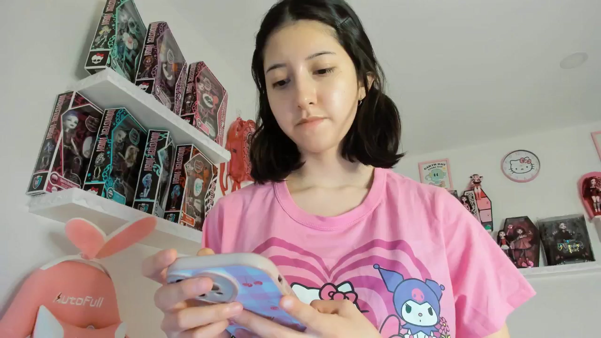 Gallery image thumbnail from Cherrycute666's myfreecams stream on, 01/29/2025, 08:21 image 5 of 20