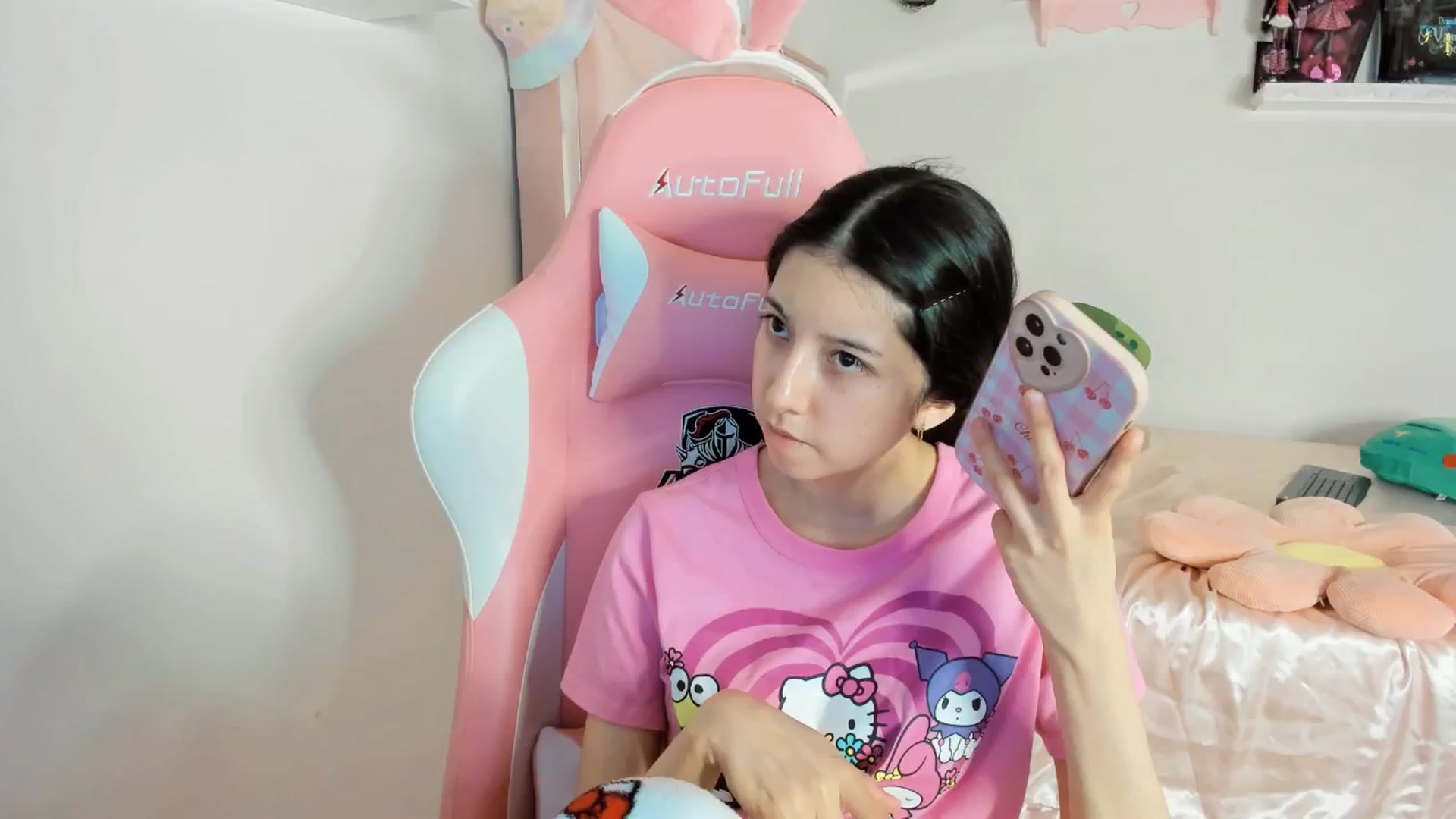 Gallery image thumbnail from Cherrycute666's myfreecams stream on, 01/29/2025, 08:21 image 20 of 20
