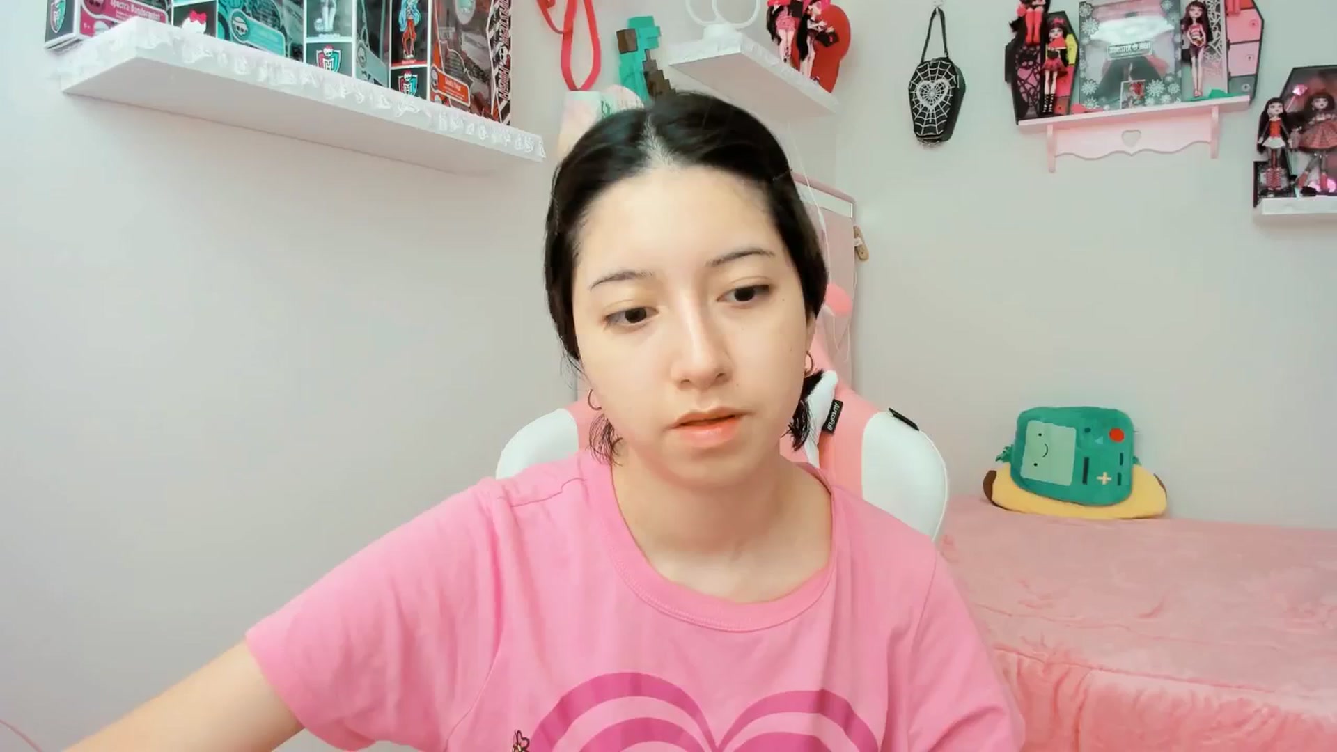 Gallery image thumbnail from Cherrycute666's myfreecams stream on, 02/04/2025, 18:56 image 1 of 20