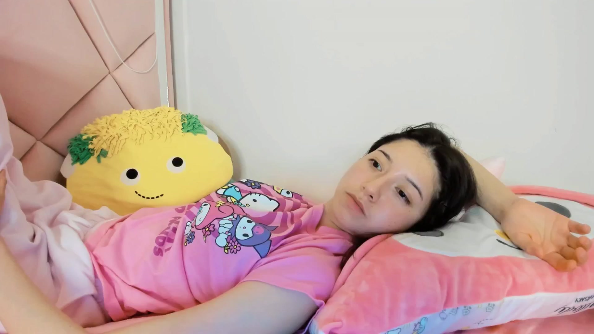 Gallery image thumbnail from Cherrycute666's myfreecams stream on, 02/05/2025, 06:59 image 19 of 20