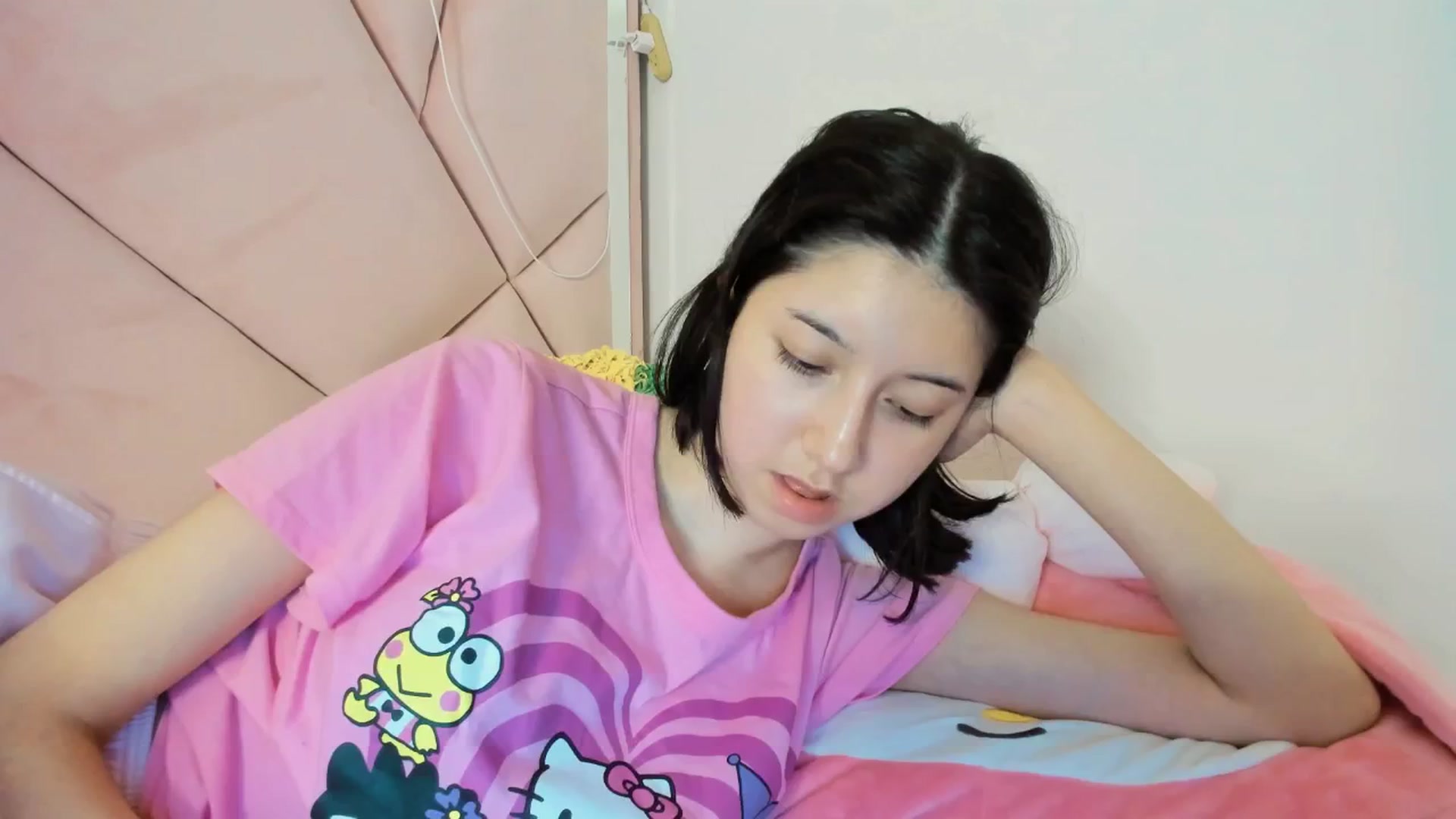 Gallery image thumbnail from Cherrycute666's myfreecams stream on, 02/05/2025, 06:59 image 7 of 20