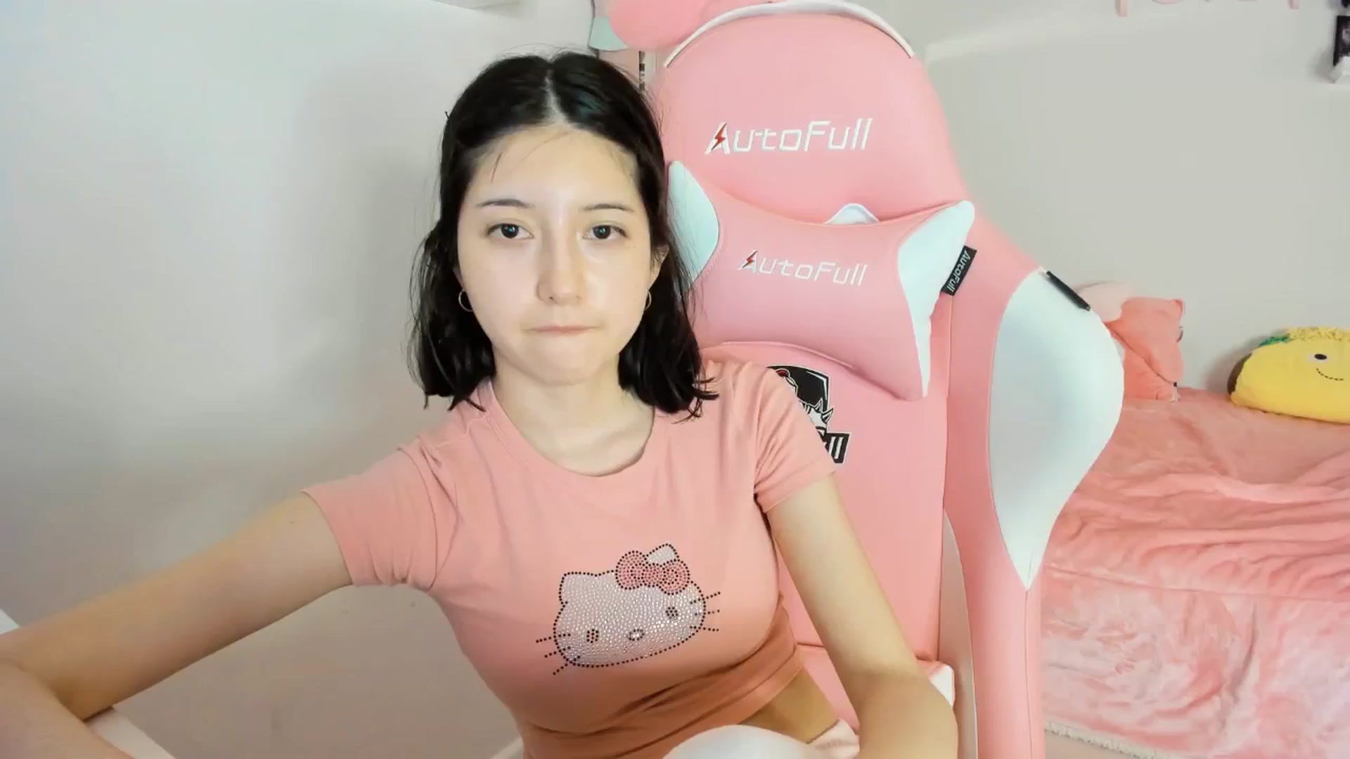 Gallery image thumbnail from Cherrycute666's myfreecams stream on, 02/09/2025, 12:11 image 1 of 20