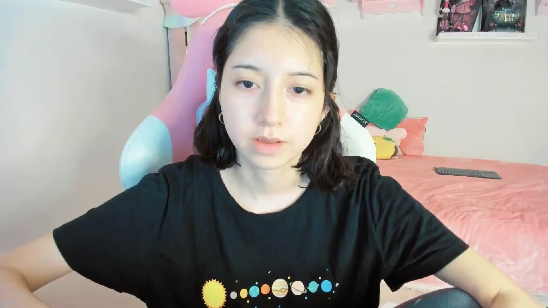 Gallery image thumbnail from Cherrycute666's myfreecams stream on, 02/10/2025, 24:03 image 20 of 20