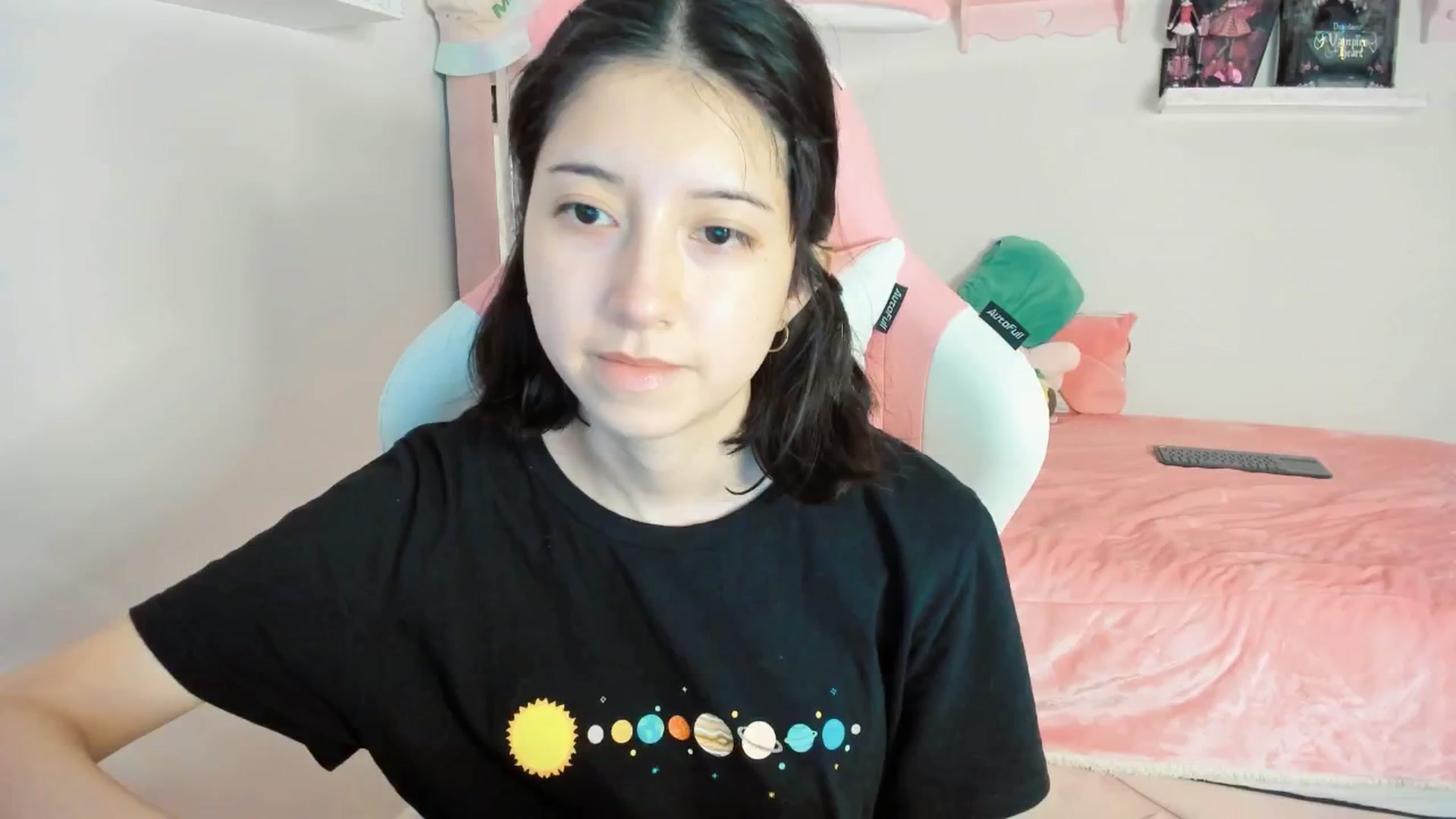 Gallery image thumbnail from Cherrycute666's myfreecams stream on, 02/10/2025, 24:54 image 10 of 20