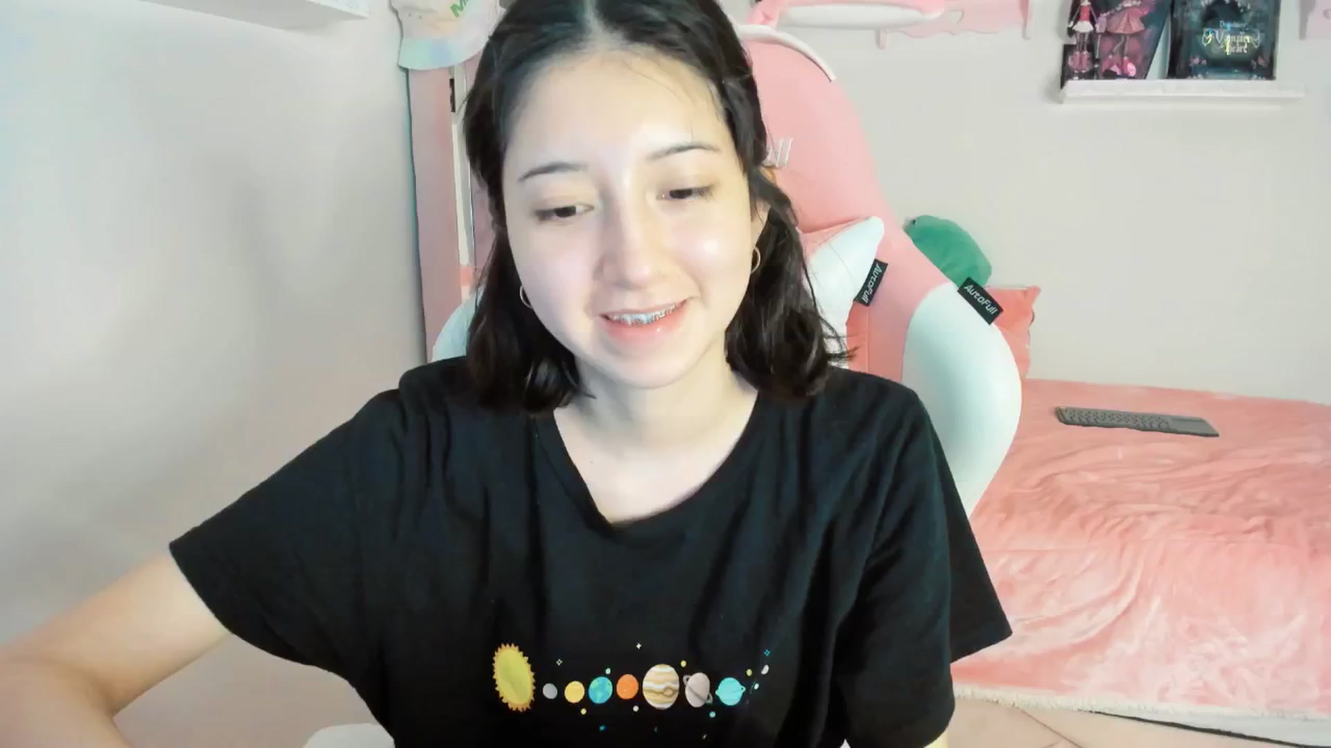 Gallery image thumbnail from Cherrycute666's myfreecams stream on, 02/10/2025, 24:54 image 3 of 20