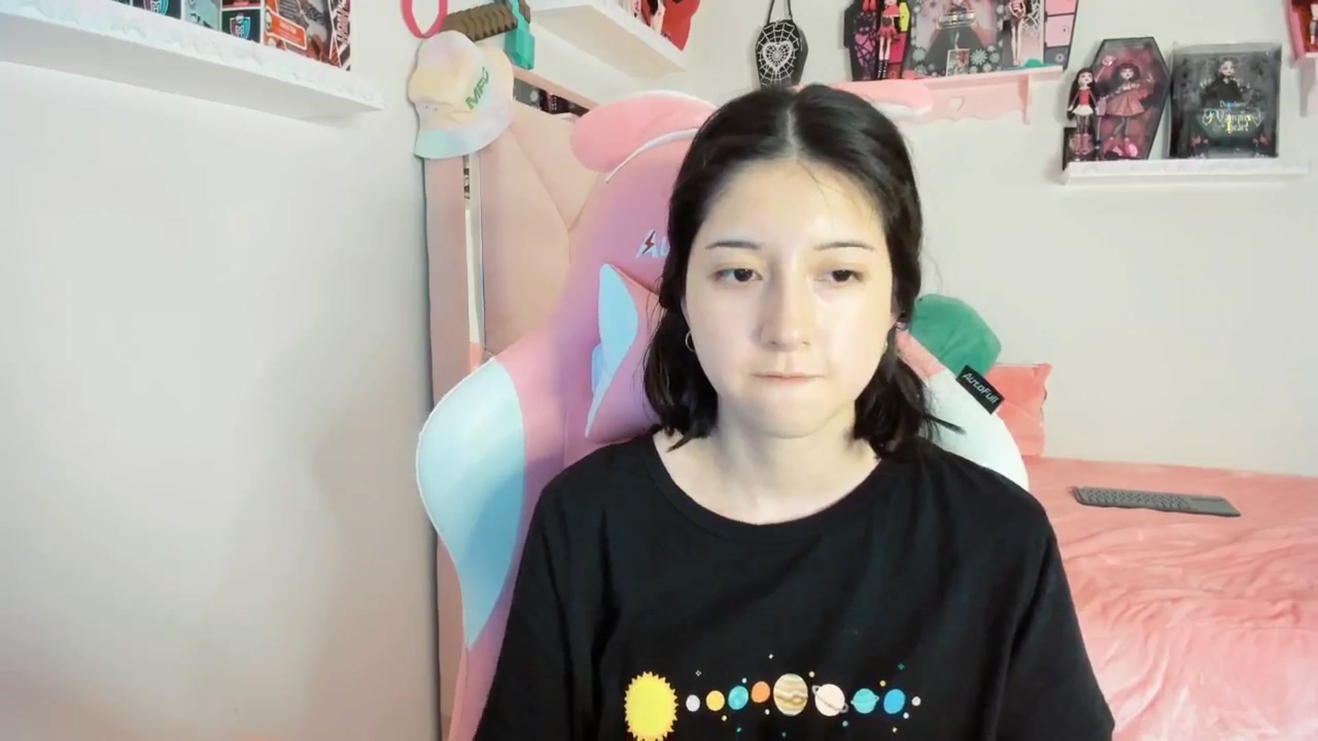 Gallery image thumbnail from Cherrycute666's myfreecams stream on, 02/10/2025, 06:19 image 10 of 20