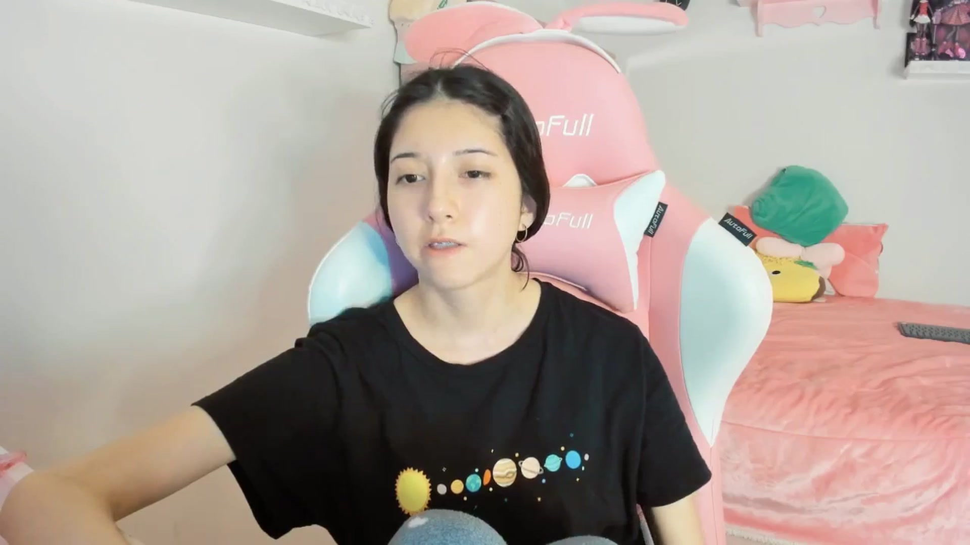 Gallery image thumbnail from Cherrycute666's myfreecams stream on, 02/10/2025, 06:19 image 18 of 20