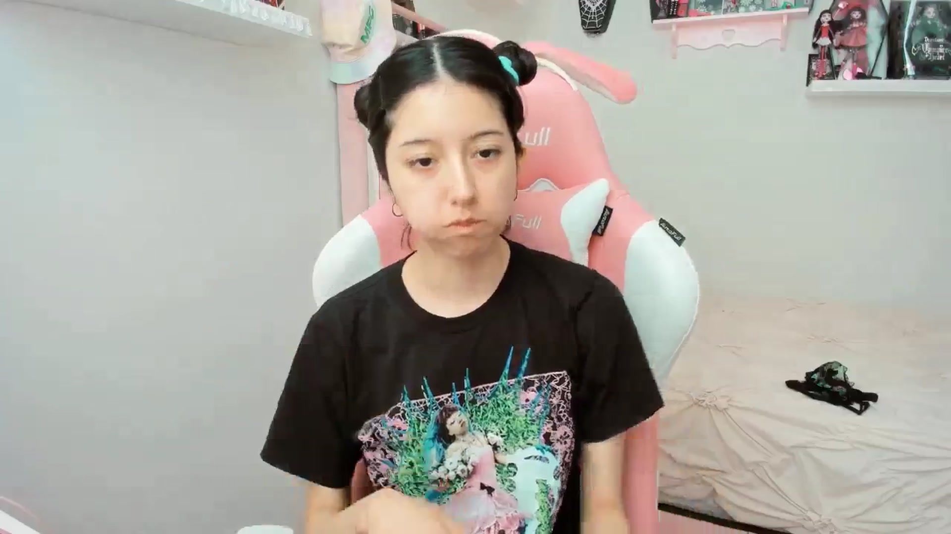 Gallery image thumbnail from Cherrycute666's myfreecams stream on, 02/11/2025, 19:11 image 11 of 20
