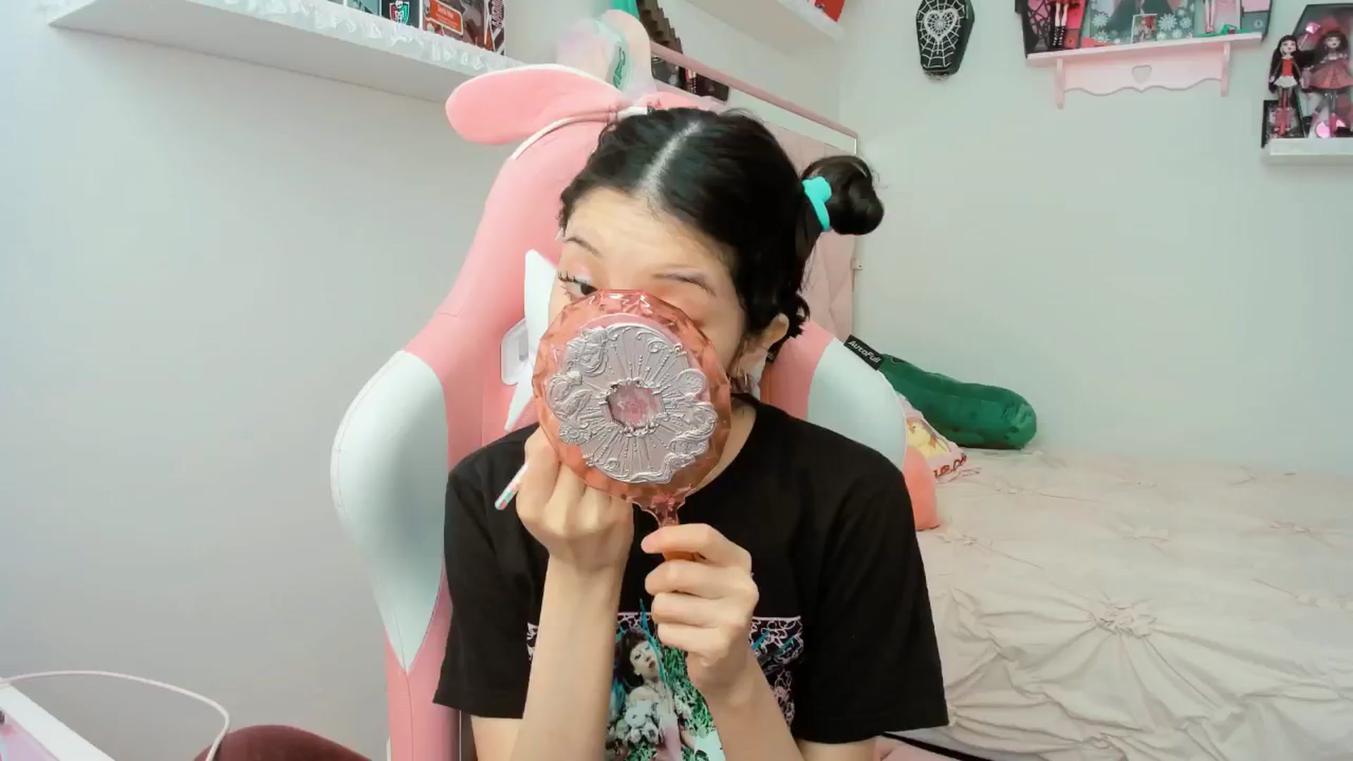 Gallery image thumbnail from Cherrycute666's myfreecams stream on, 02/11/2025, 20:02 image 8 of 20