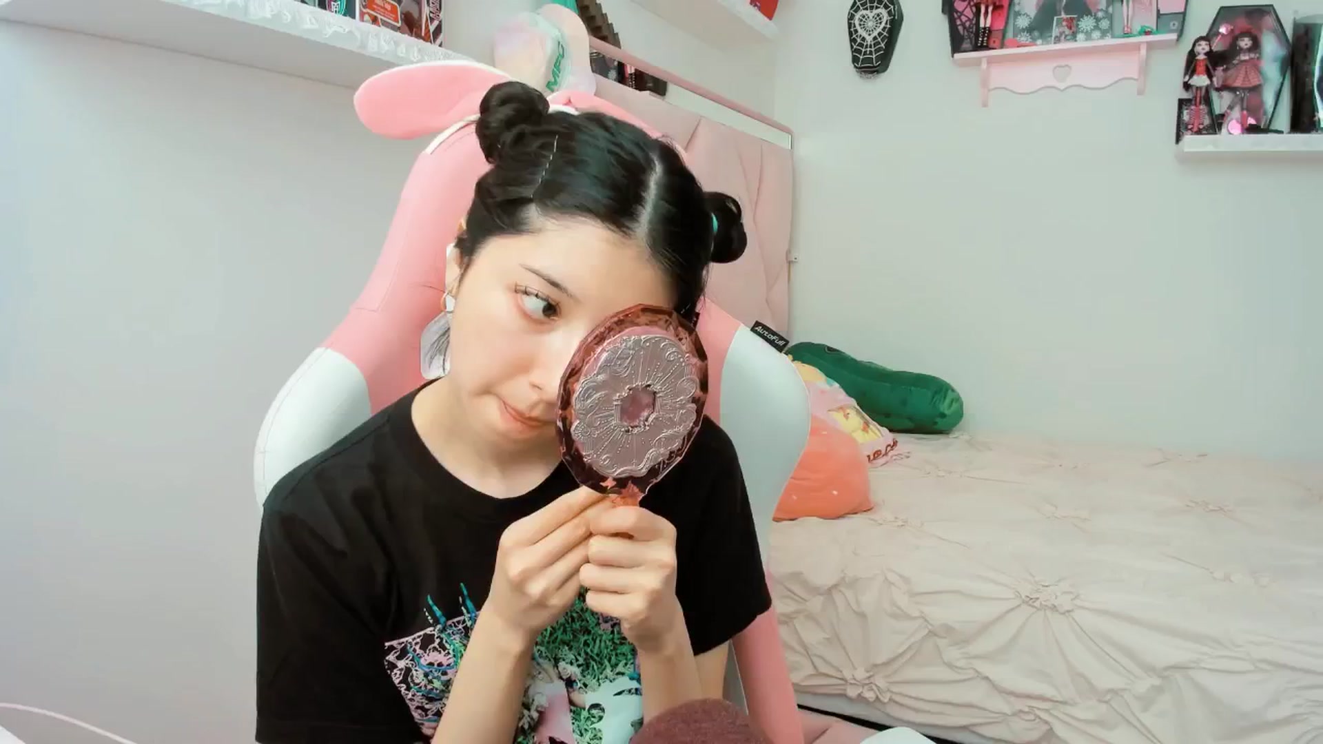 Gallery image thumbnail from Cherrycute666's myfreecams stream on, 02/11/2025, 20:02 image 1 of 20