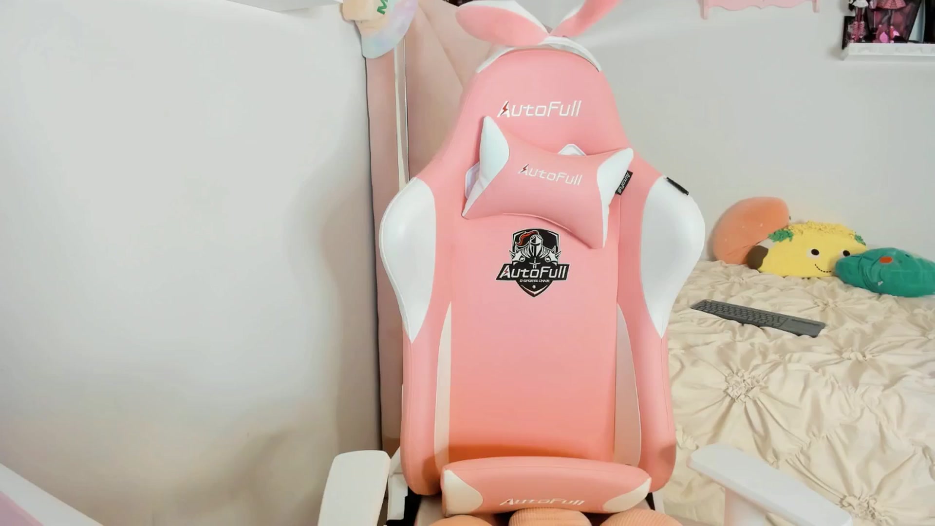 Gallery image thumbnail from Cherrycute666's myfreecams stream on, 02/16/2025, 13:06 image 3 of 20