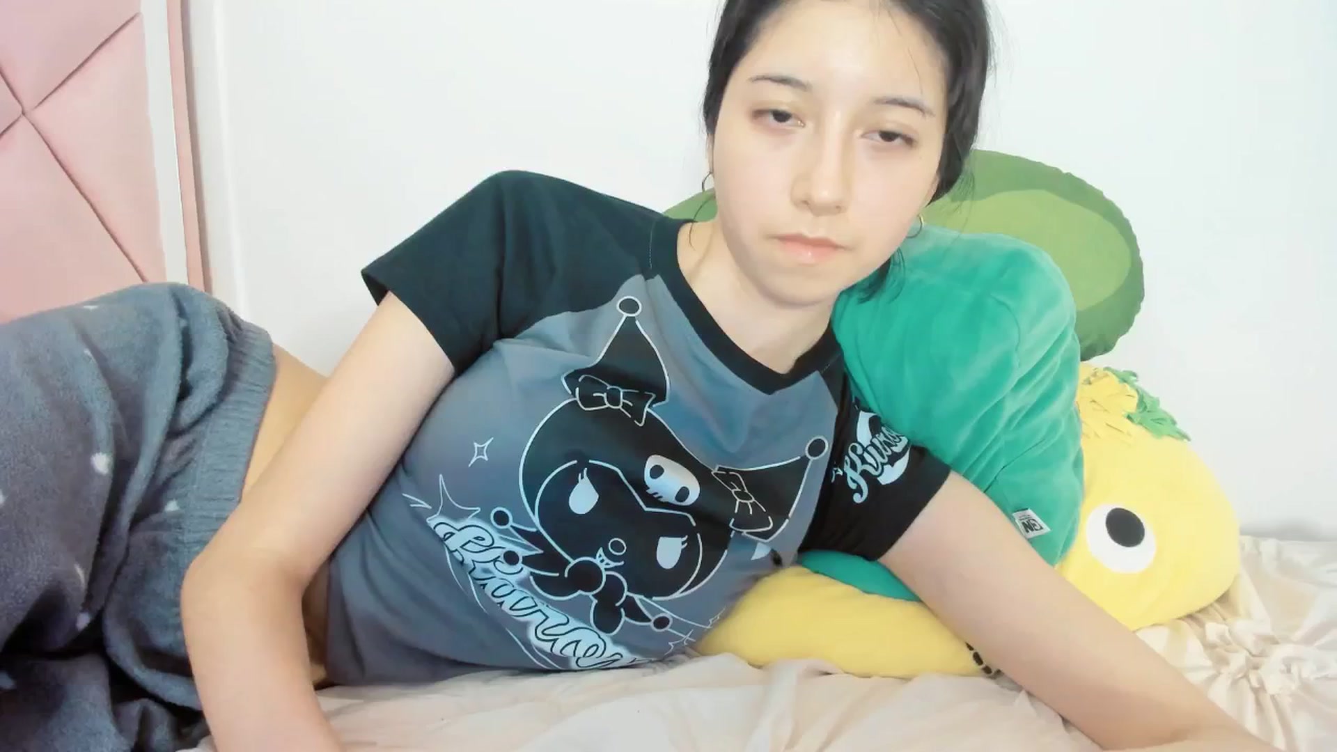 Gallery image thumbnail from Cherrycute666's myfreecams stream on, 02/16/2025, 13:32 image 16 of 20