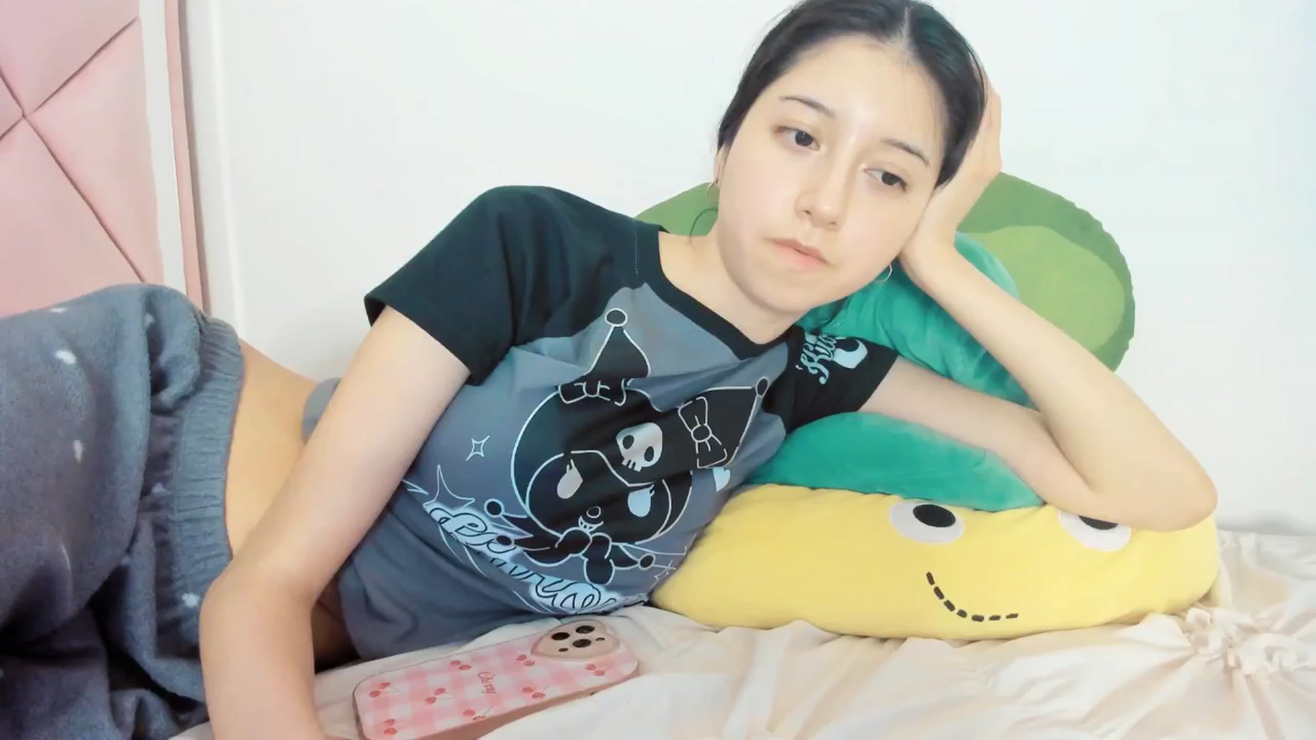 Gallery image thumbnail from Cherrycute666's myfreecams stream on, 02/16/2025, 13:32 image 10 of 20