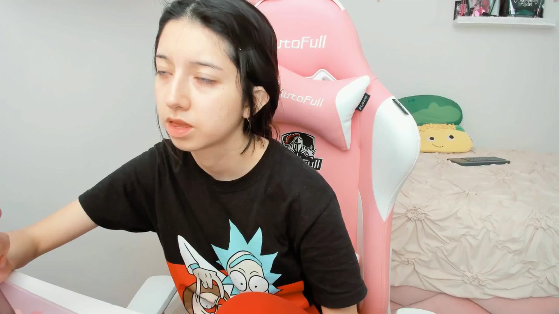 Gallery image thumbnail from Cherrycute666's myfreecams stream on, 02/17/2025, 21:48 image 9 of 20