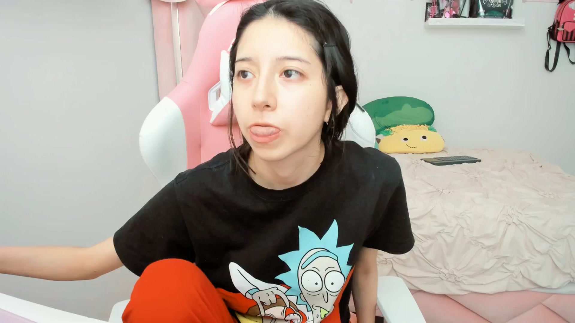 Gallery image thumbnail from Cherrycute666's myfreecams stream on, 02/17/2025, 21:48 image 12 of 20