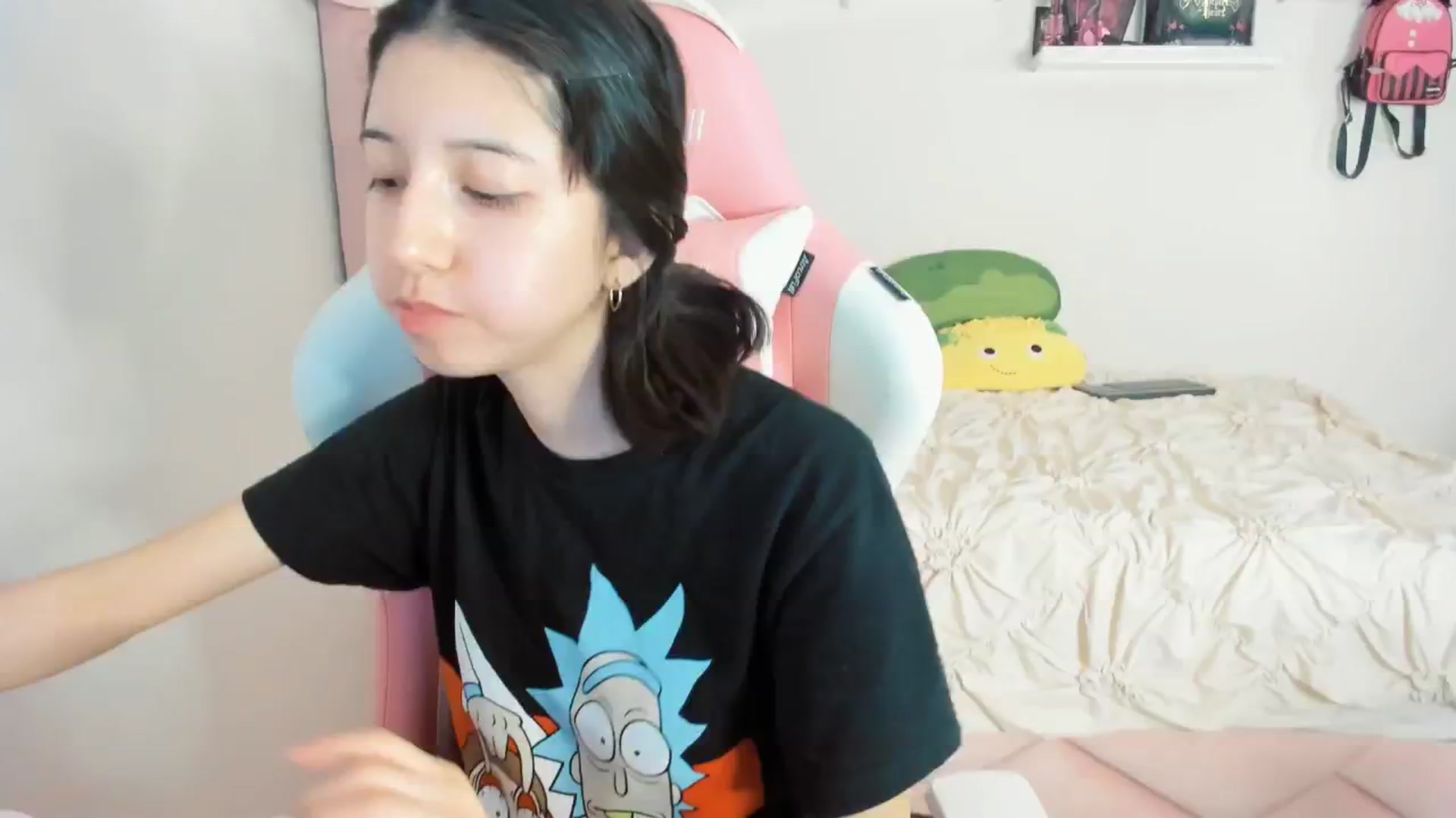 Gallery image thumbnail from Cherrycute666's myfreecams stream on, 02/18/2025, 06:07 image 20 of 20