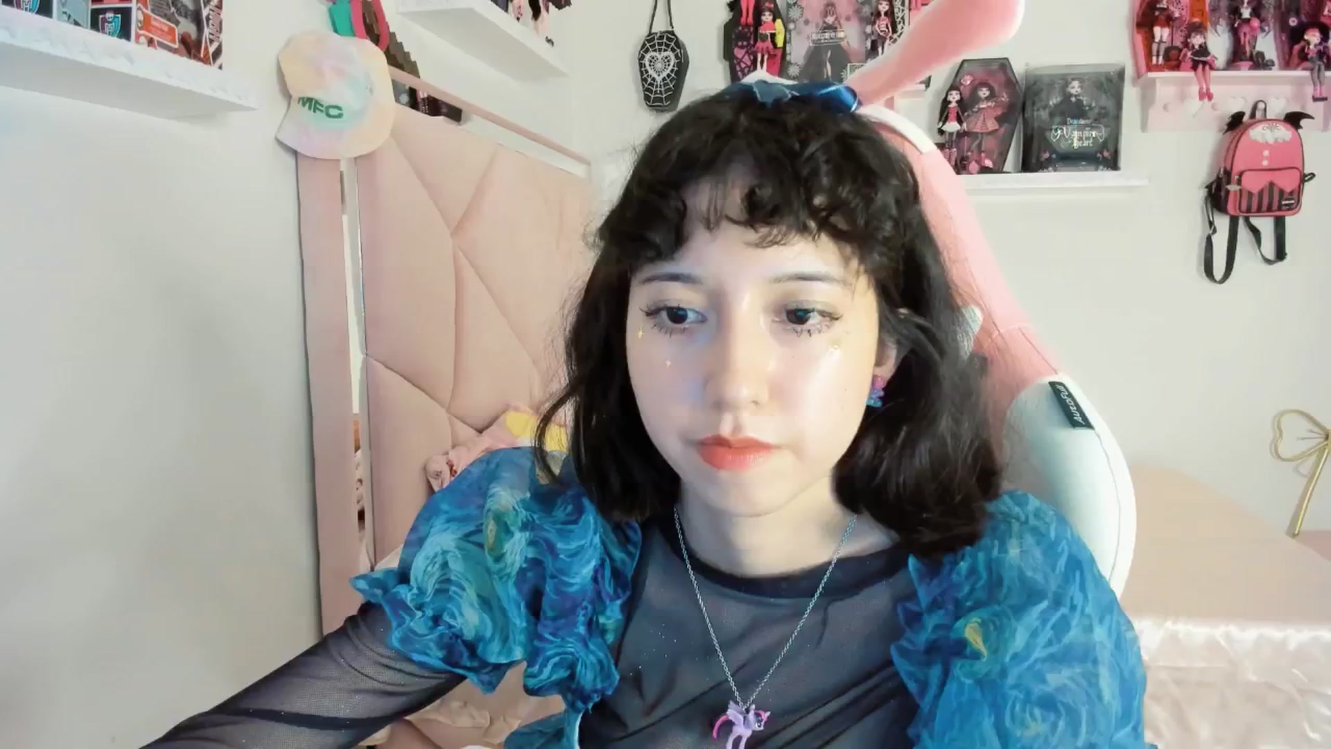 Gallery image thumbnail from Cherrycute666's myfreecams stream on, 02/20/2025, 04:36 image 8 of 20