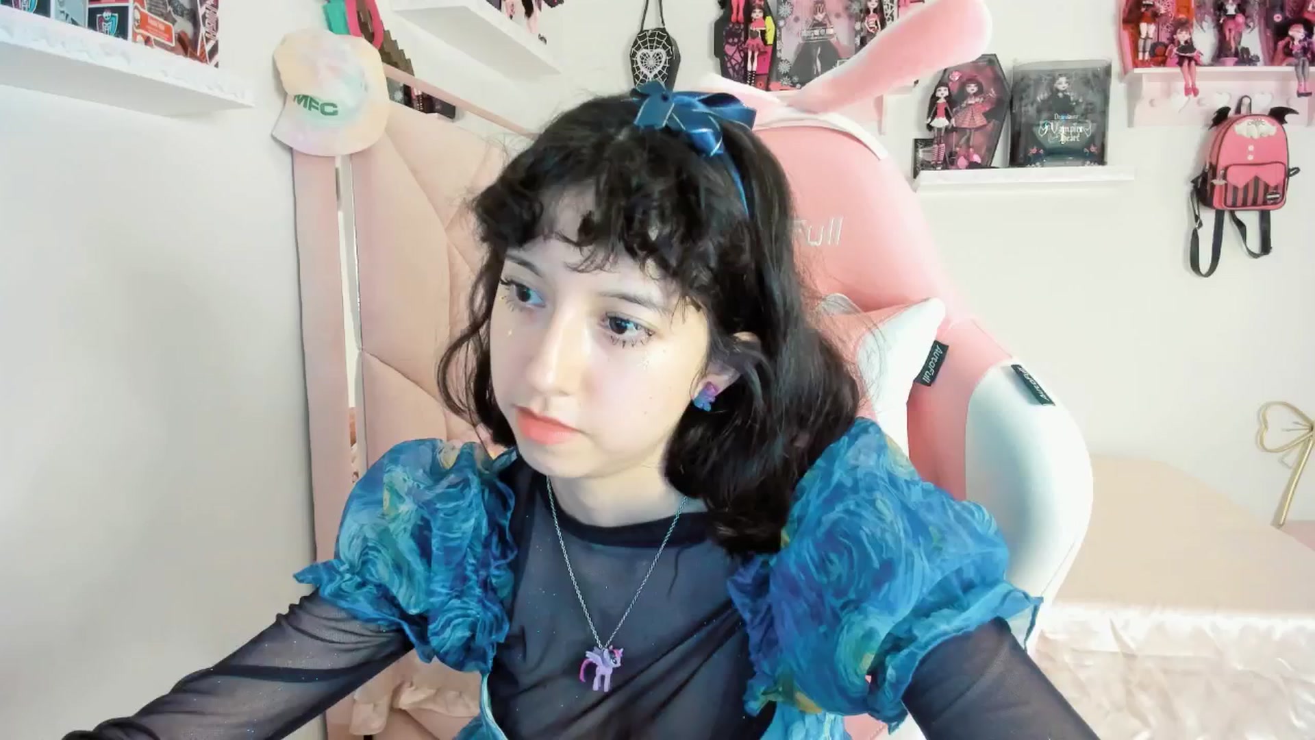 Gallery image thumbnail from Cherrycute666's myfreecams stream on, 02/20/2025, 04:36 image 7 of 20