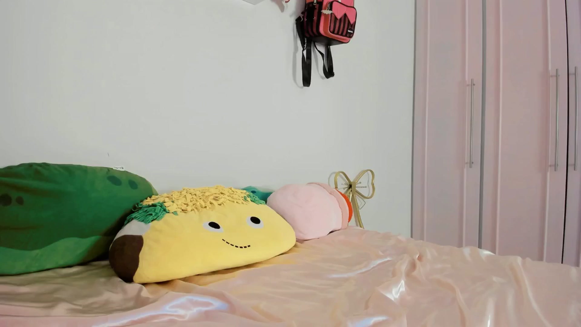 Gallery image thumbnail from Cherrycute666's myfreecams stream on, 02/23/2025, 08:31 image 2 of 20