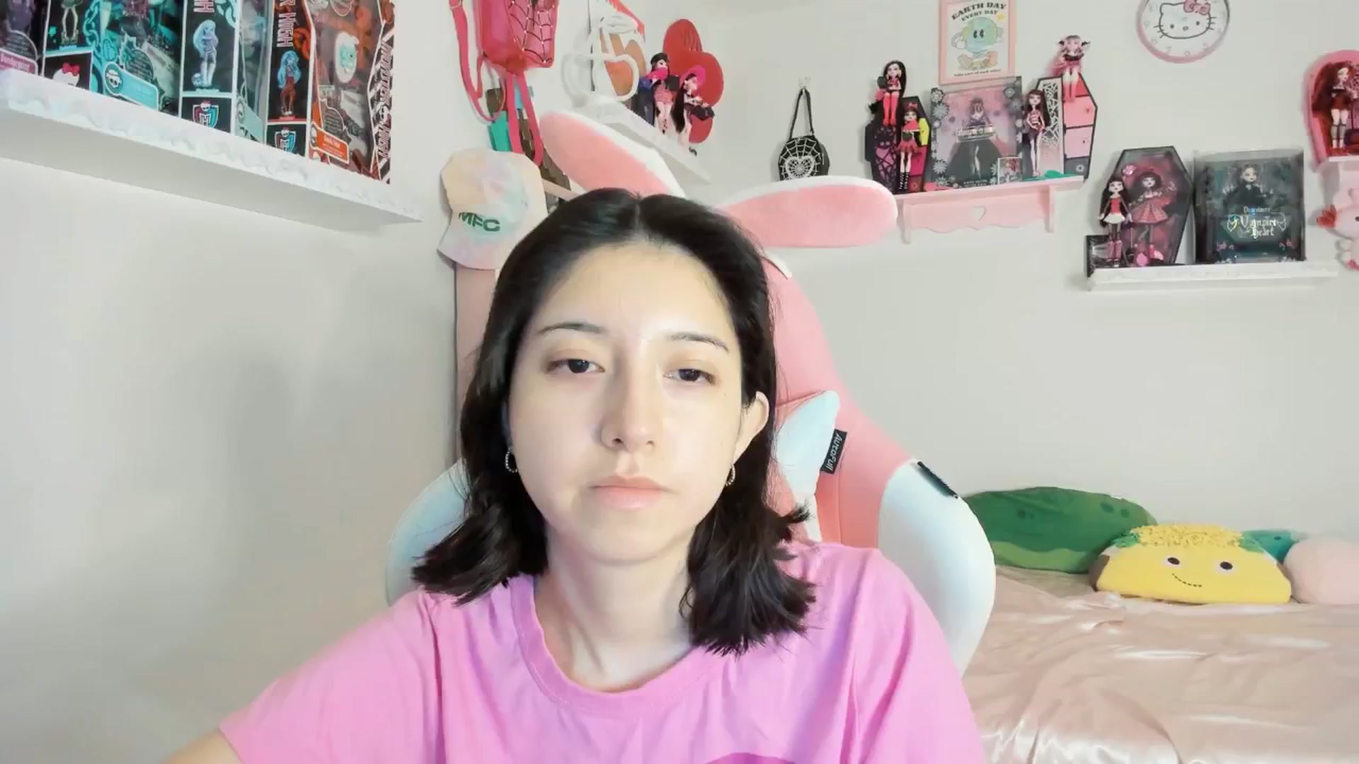 Gallery image thumbnail from Cherrycute666's myfreecams stream on, 02/23/2025, 13:08 image 3 of 20