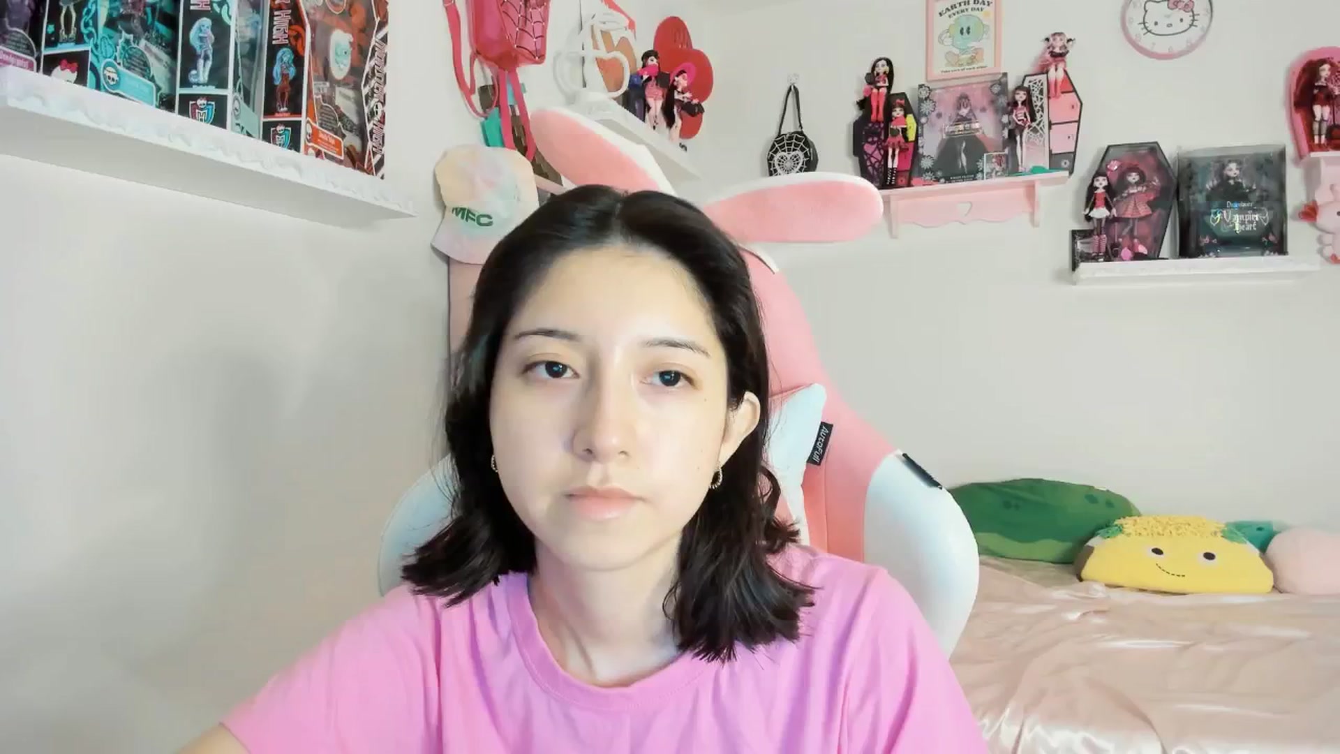 Gallery image thumbnail from Cherrycute666's myfreecams stream on, 02/23/2025, 13:08 image 1 of 20