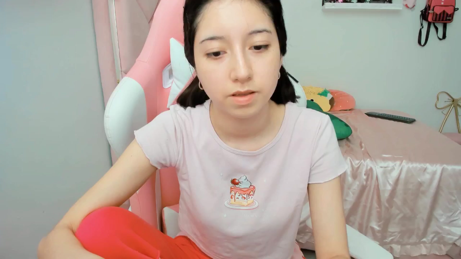 Gallery image thumbnail from Cherrycute666's myfreecams stream on, 02/24/2025, 20:56 image 2 of 20